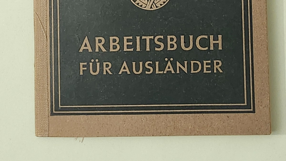 WW2 Germany. German WORKBOOK FOR FOREIGNERS 1943