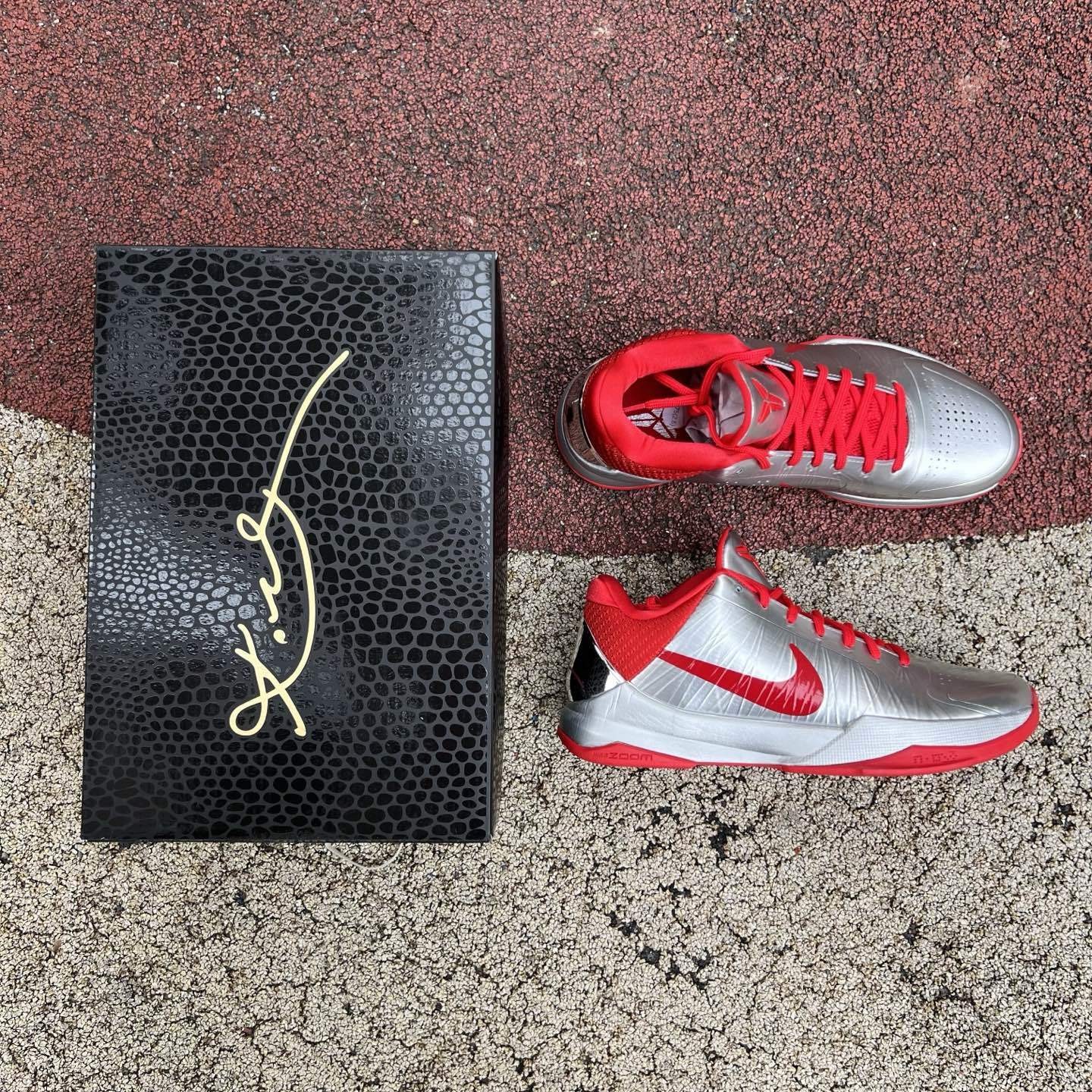 NK Kobe 5 Protro Rookie of The Year Silver Red Basketball SHOES IV2712-001