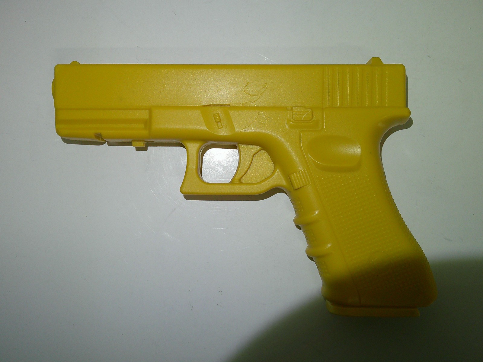 NEW 9" Polypropylene YELLOW Full Size Glock Replica Practice Training Pistol