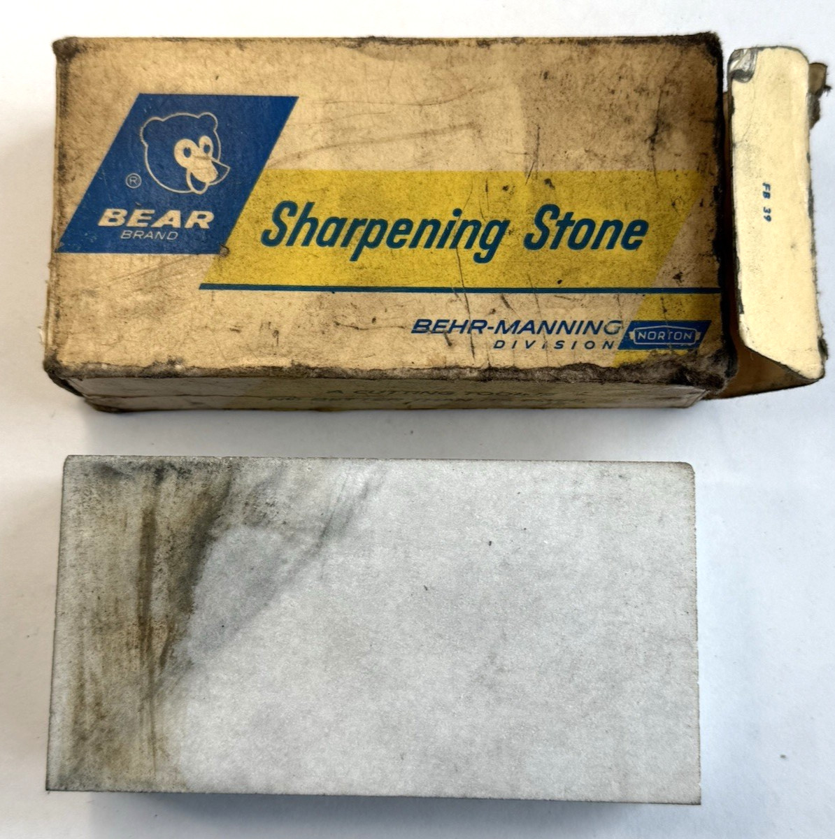 Vintage Norton Bear Brand Soft Arkansas Oilstone SB4 Made In USA / Used