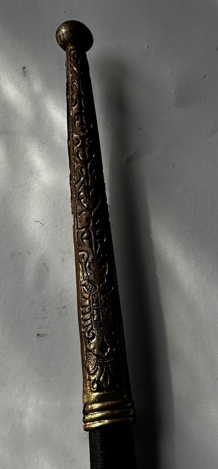 Metal Knight Medieval Renaissance King Sword Faux Jeweled w/scabbard Vntg 31”