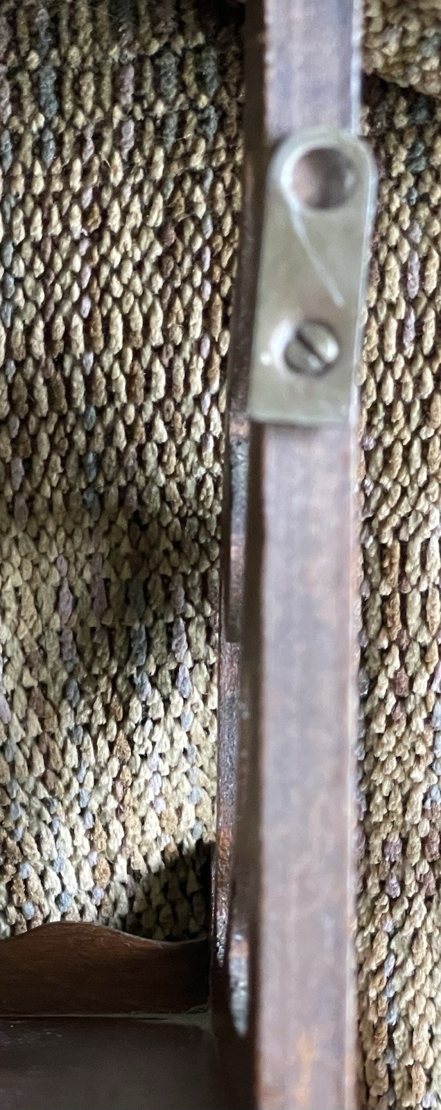 ANTIQUE? ENGLISH EDWARDIAN CARVED MAHOGANY HANGING ETAGERE WALL SHELF! LOVELY!