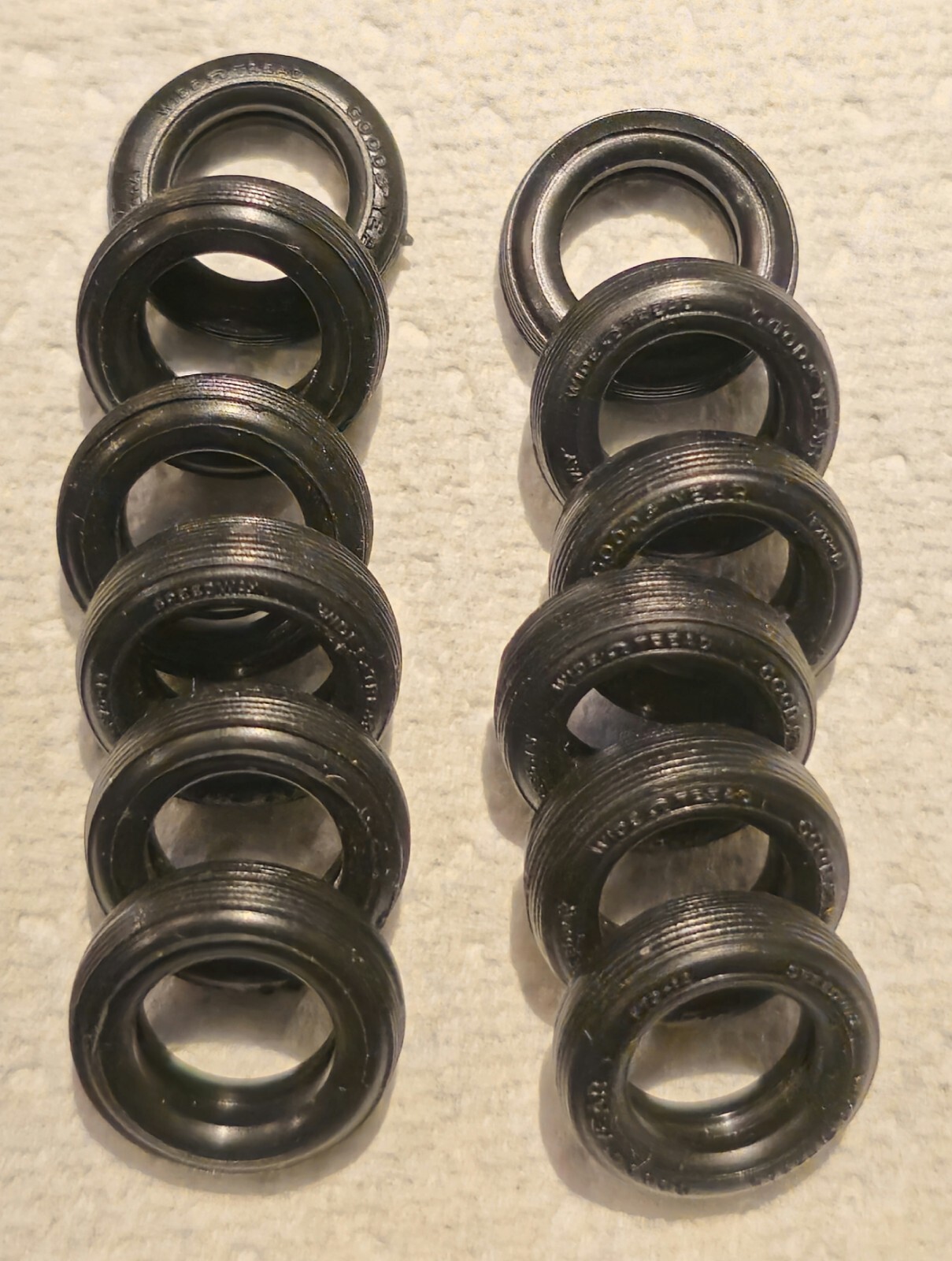 12Pcs Good Year Model Car Rubber Tire 1:43  Scale F70-14 Speedway Wide Tread