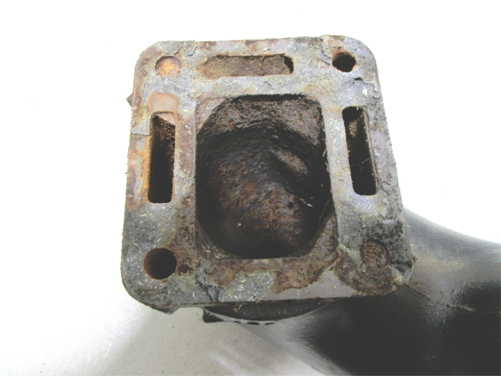 12076A2 Mercruiser 2.5 120 & 3.0 140 Stern Drive Exhaust Elbow