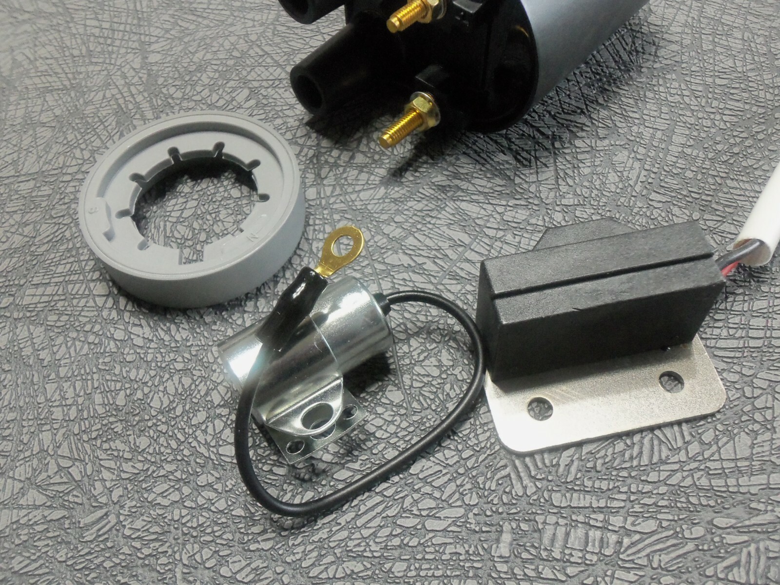 Onan 4 piece ignition kit 166-0785 fits Onan fits john deere