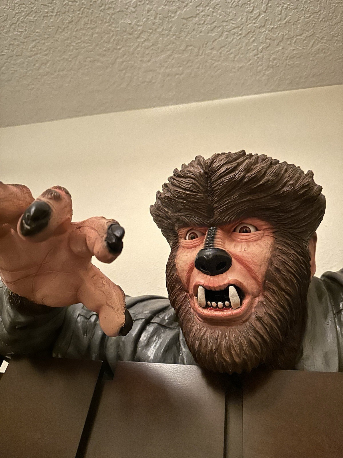 Universal Monsters Grave Walker WolfMan