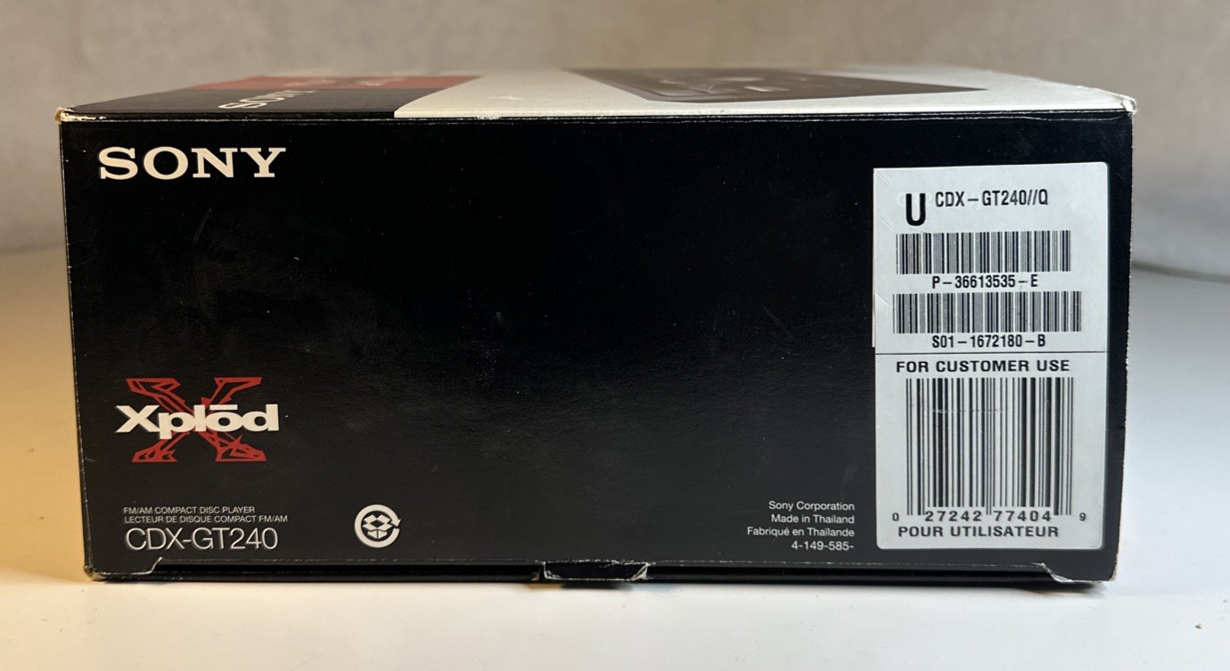 Sony Xplod CDX-GT240 Car Truck FM/AM Compact Disc Player MP3 Front AUX New