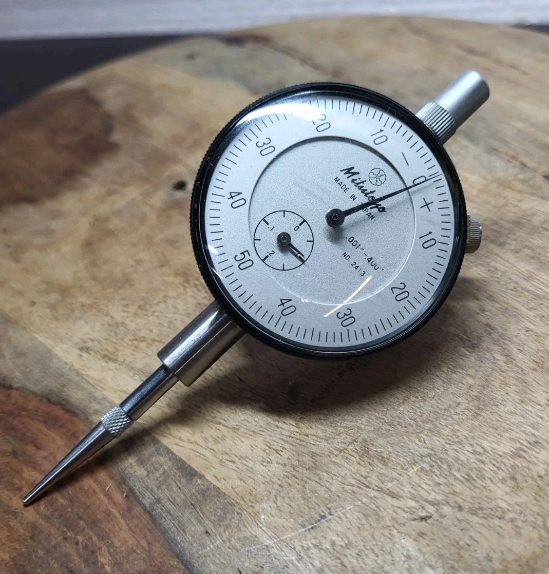 Mitutoyo 2413 001" Grad .400" Range Dial Indicator Excellent Condition