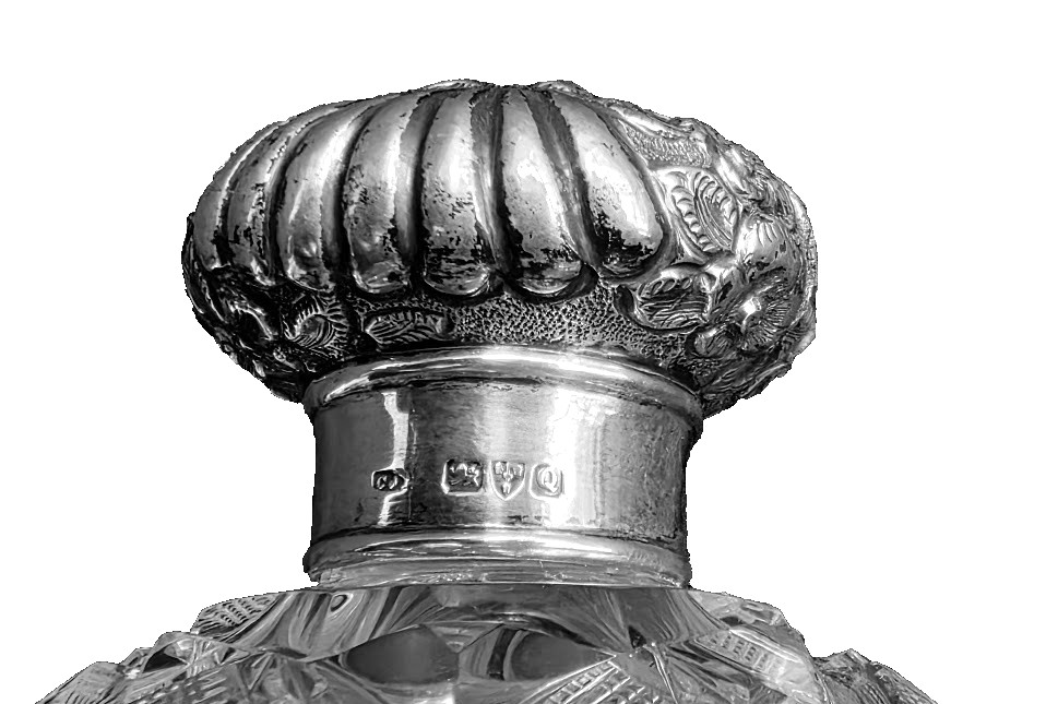Fine Large Sterling Silver Topped Perfume Bottle Eyewinker Chester England 1899