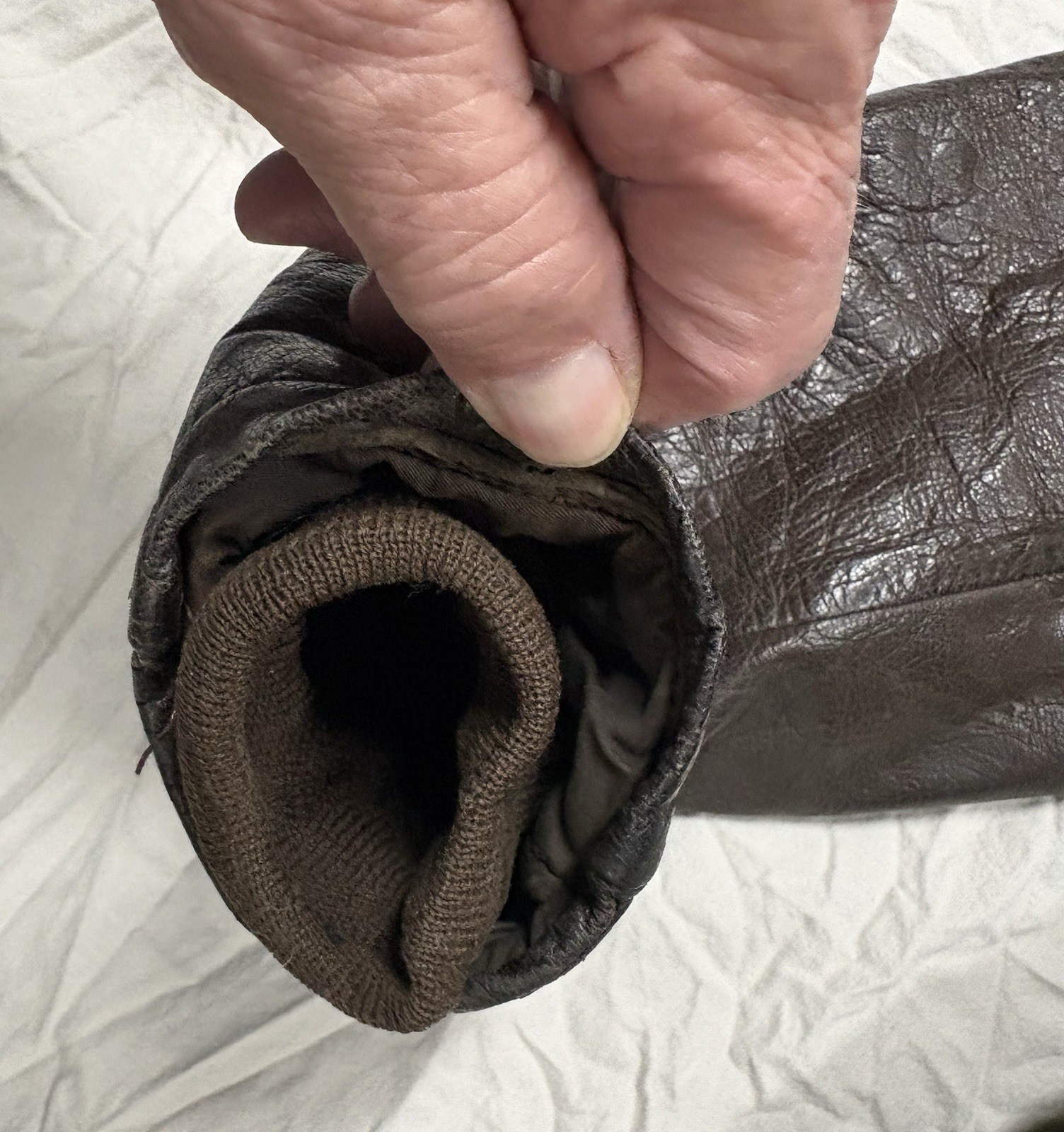 WWII US Navy Colvinex CFN-24 Leather Electrically Heated Flight Suit Size 40