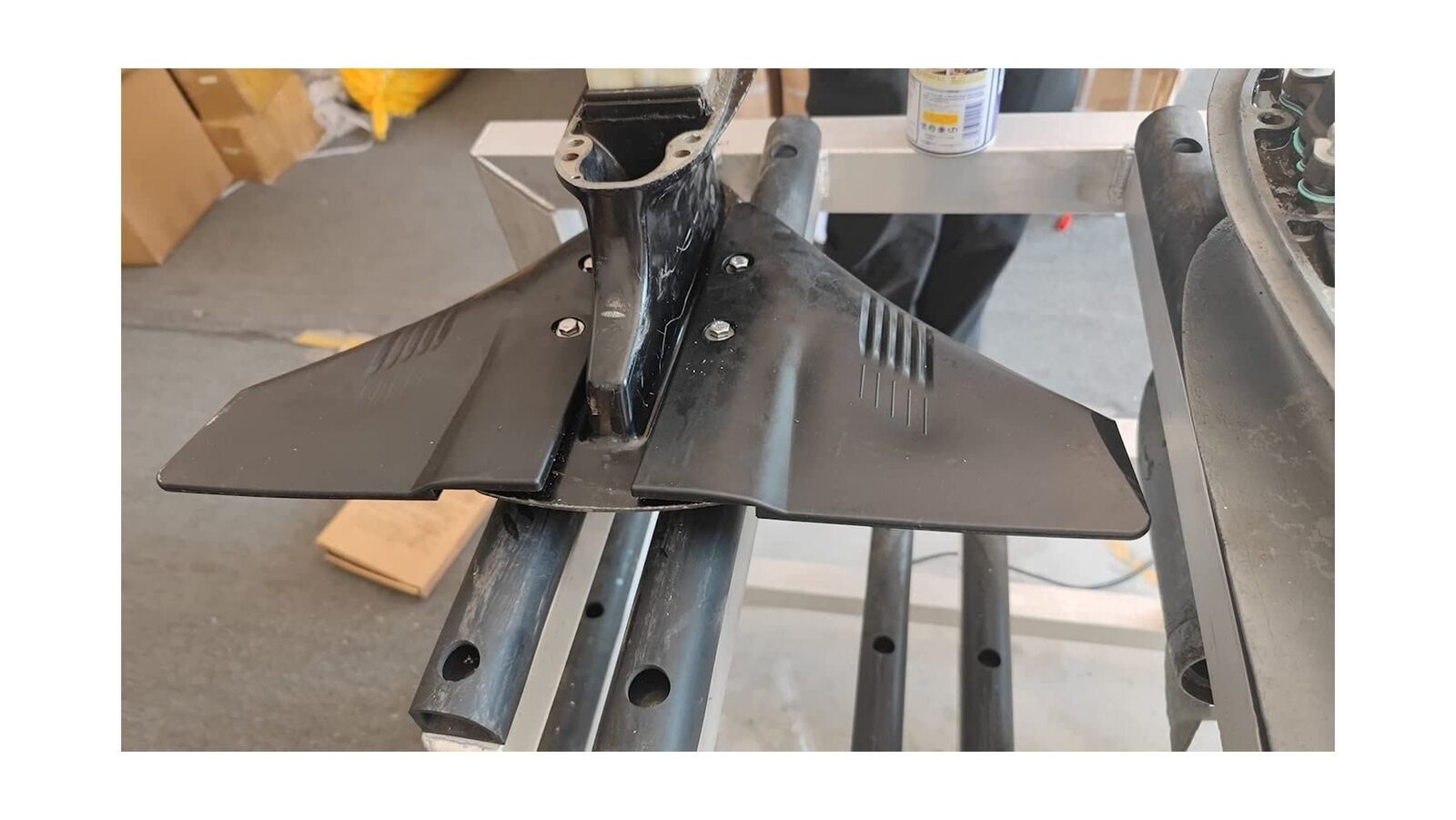 Outboards Dorsal Fin Wing Sting Ray Hydrofoil Stabilizer for 5 - 150 HP Motors