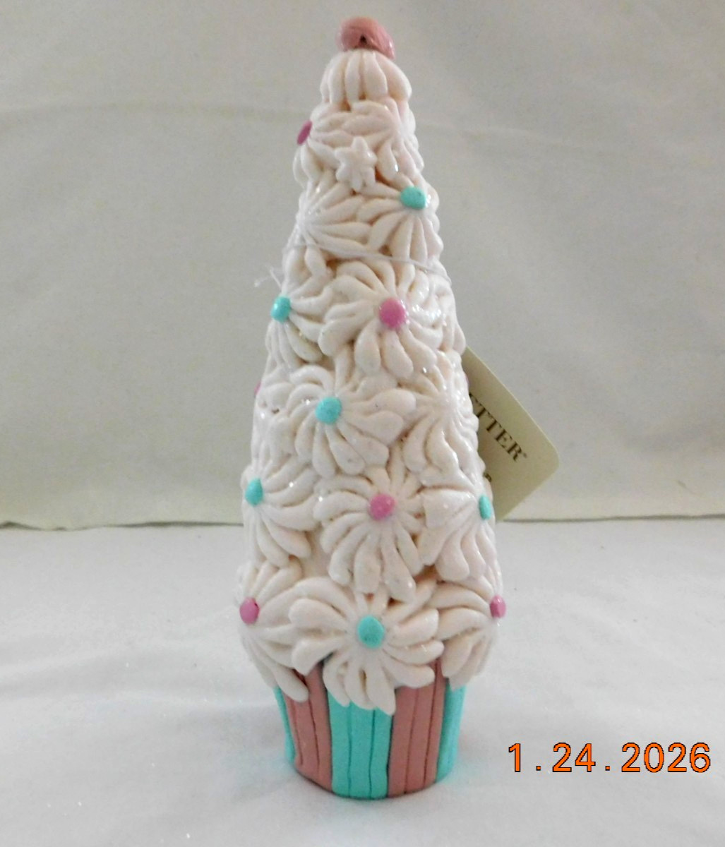 New 2025 Trimsetter Gingerbread Light Up LED "Round Pink House" 9.5"T x 7.5"