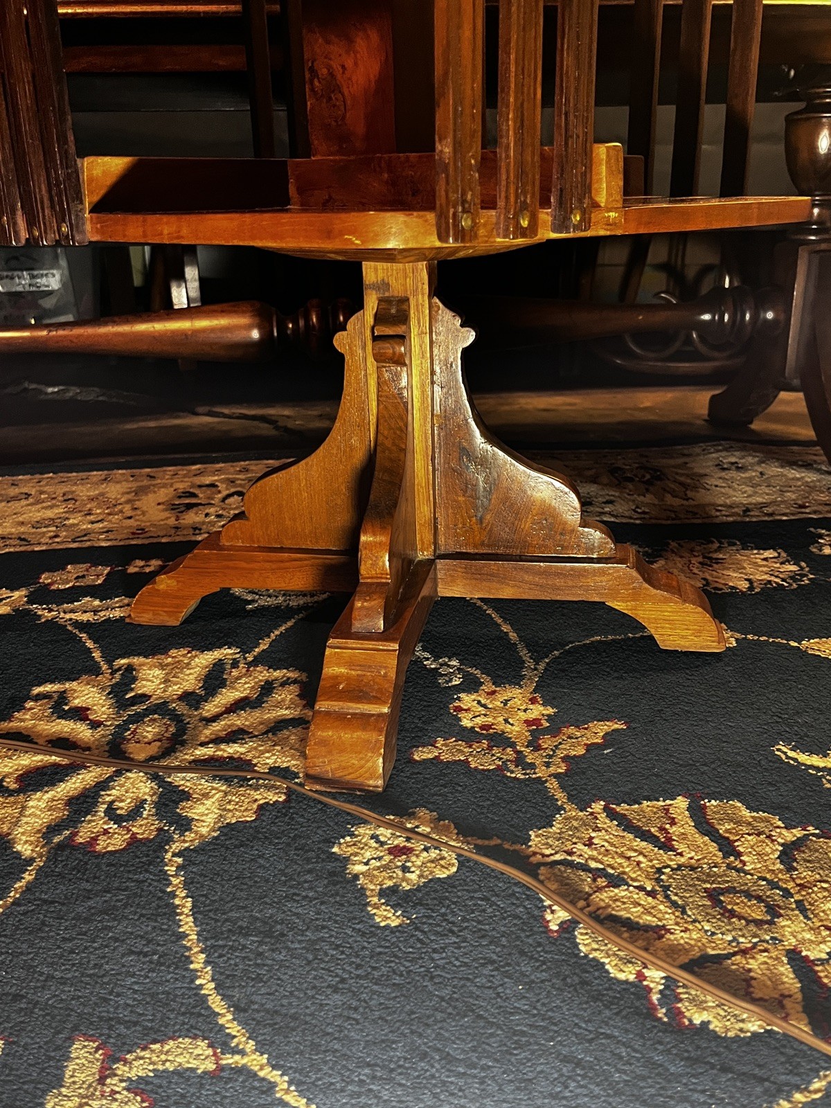 Antique Early 20th Century American Hard Maple Open Spindle Bookcase (1890-1920)