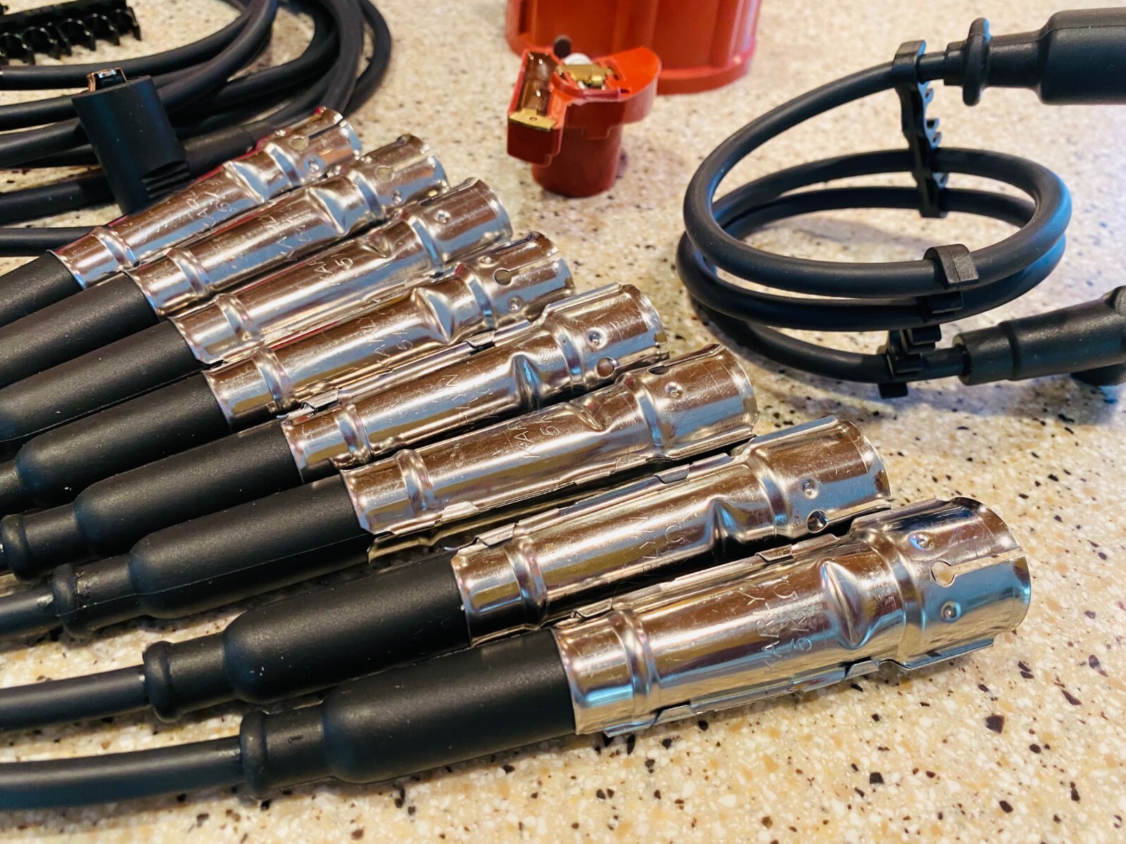 MERCEDES BENZ W107 350SL 450SL IGNITION TUNE UP KIT CAP ROTOR SPARK PLUG WIRE