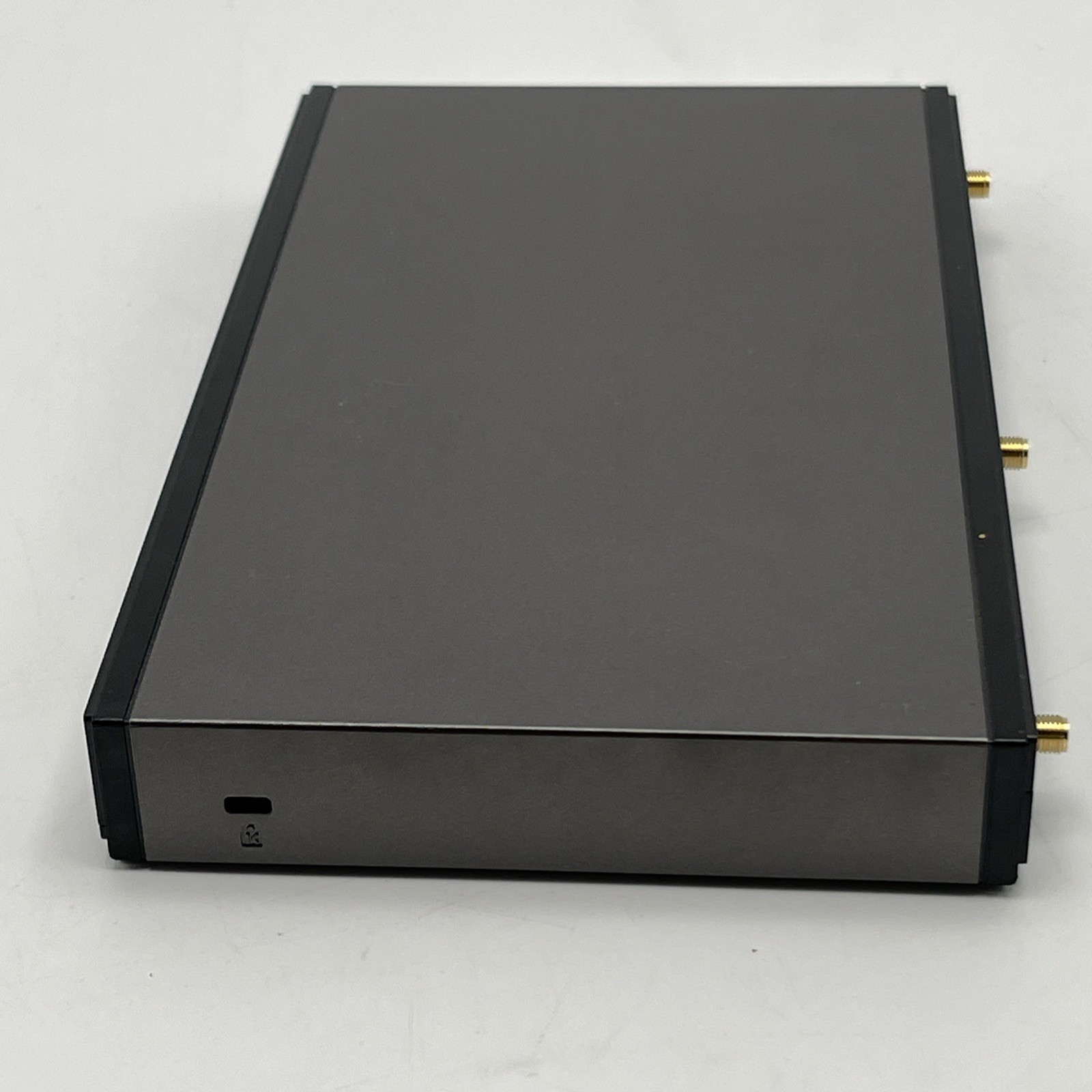 Peplink Pepwave Surf SOHO MK3 WiFi Router SUS-SOHO-T Dual-Band Professional