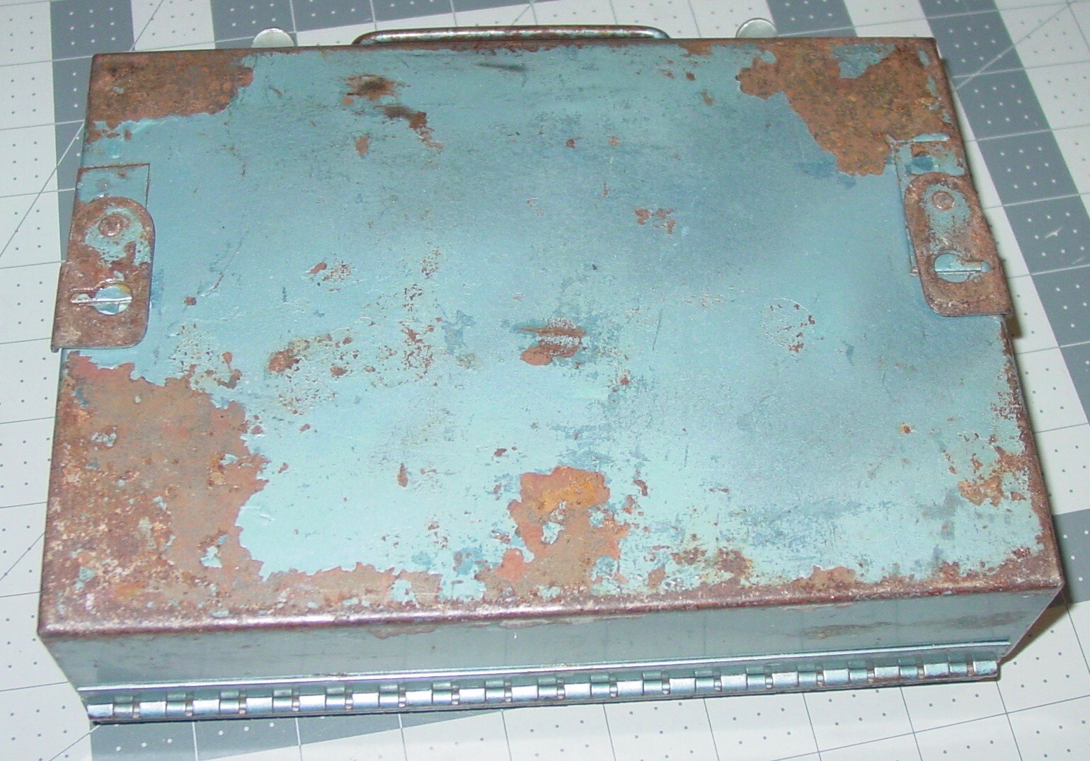 Vintage MSA Mine Safety Power Company Metal Mount First Aid Kit w/Contents USA