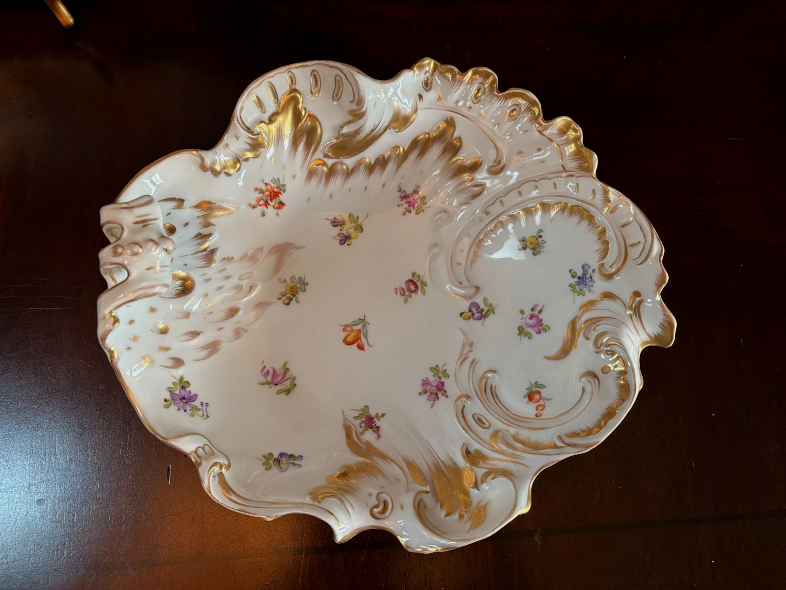 Antique Porcelain Ousters Bowl