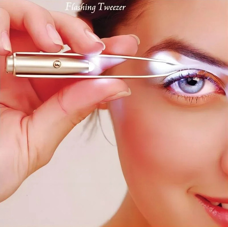 1pc LED Light Stainless Steel Eyebrow Tweezer Portable Hair Remover - NEW