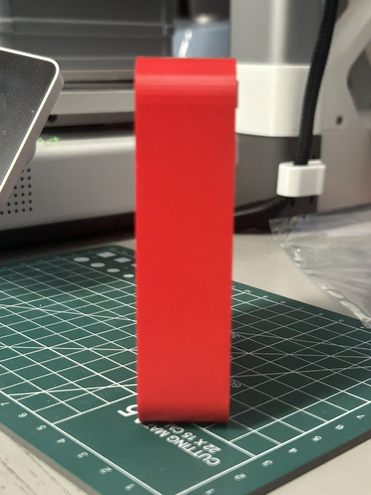 Novelty Emergency 10mm 1/4 Socket with Magnetic Attachment