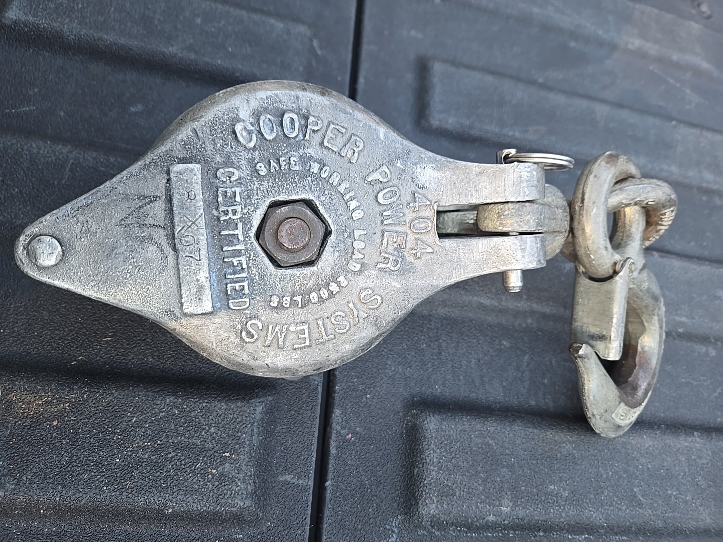 COOPER POWER SYSTEMS MoDEL 404 Pulley