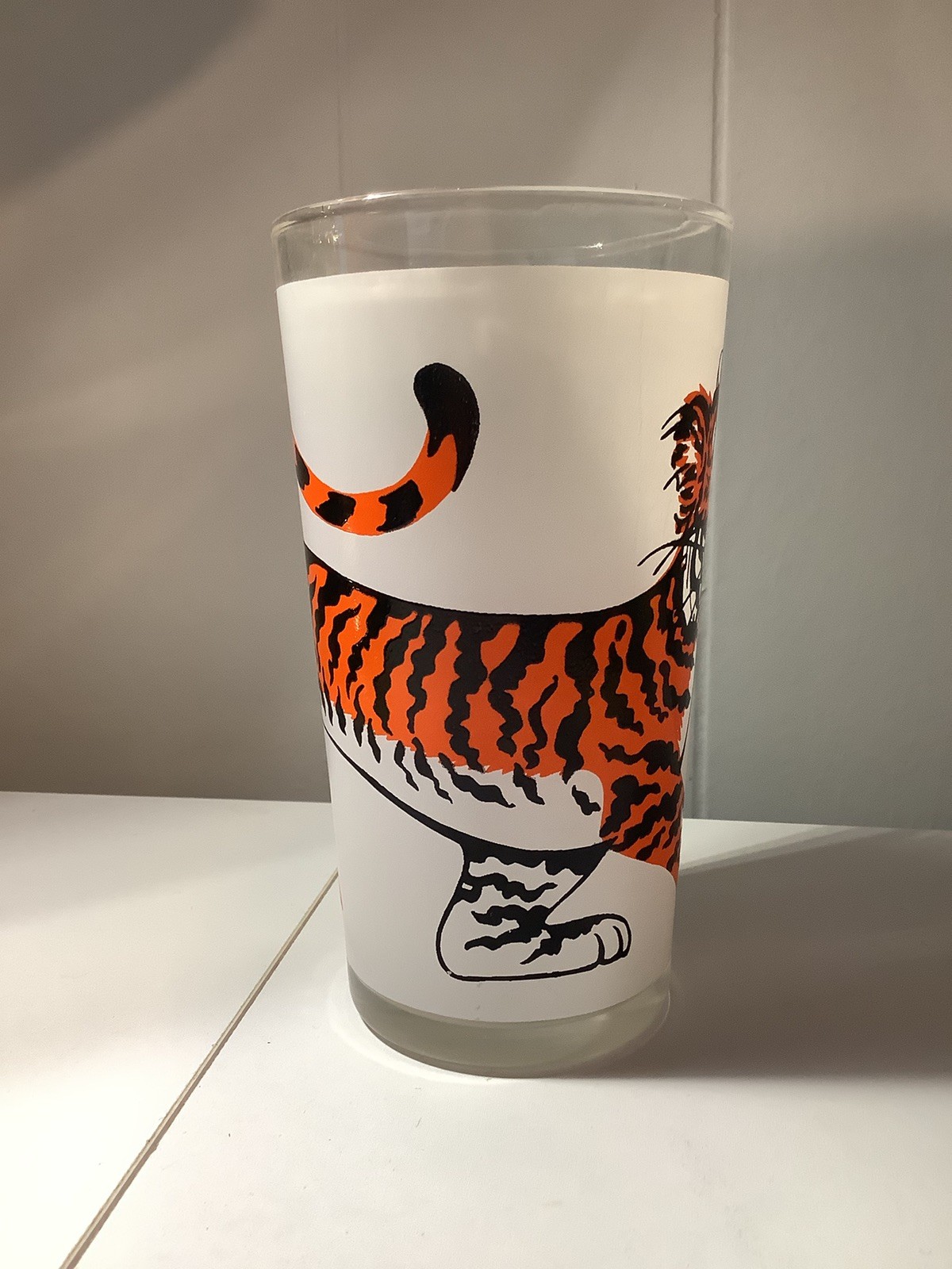 ESSO EXXON Gas Tiger 5” Drinking Glass 1960s 🐅 ⛽️