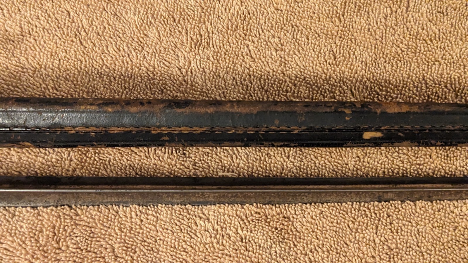 1876 Martini Henry British socket bayonet with leather scabbard Boer War WWI