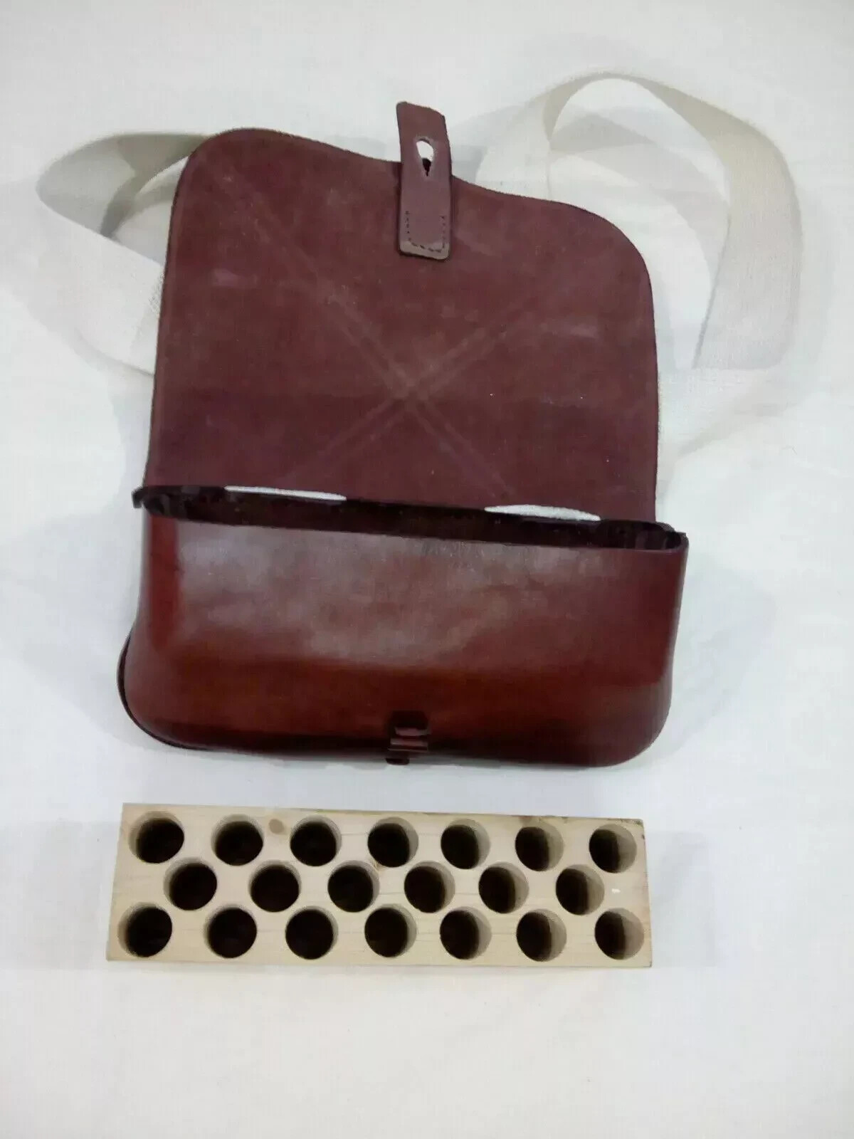 Brown Revolutionary War Cartridge Box