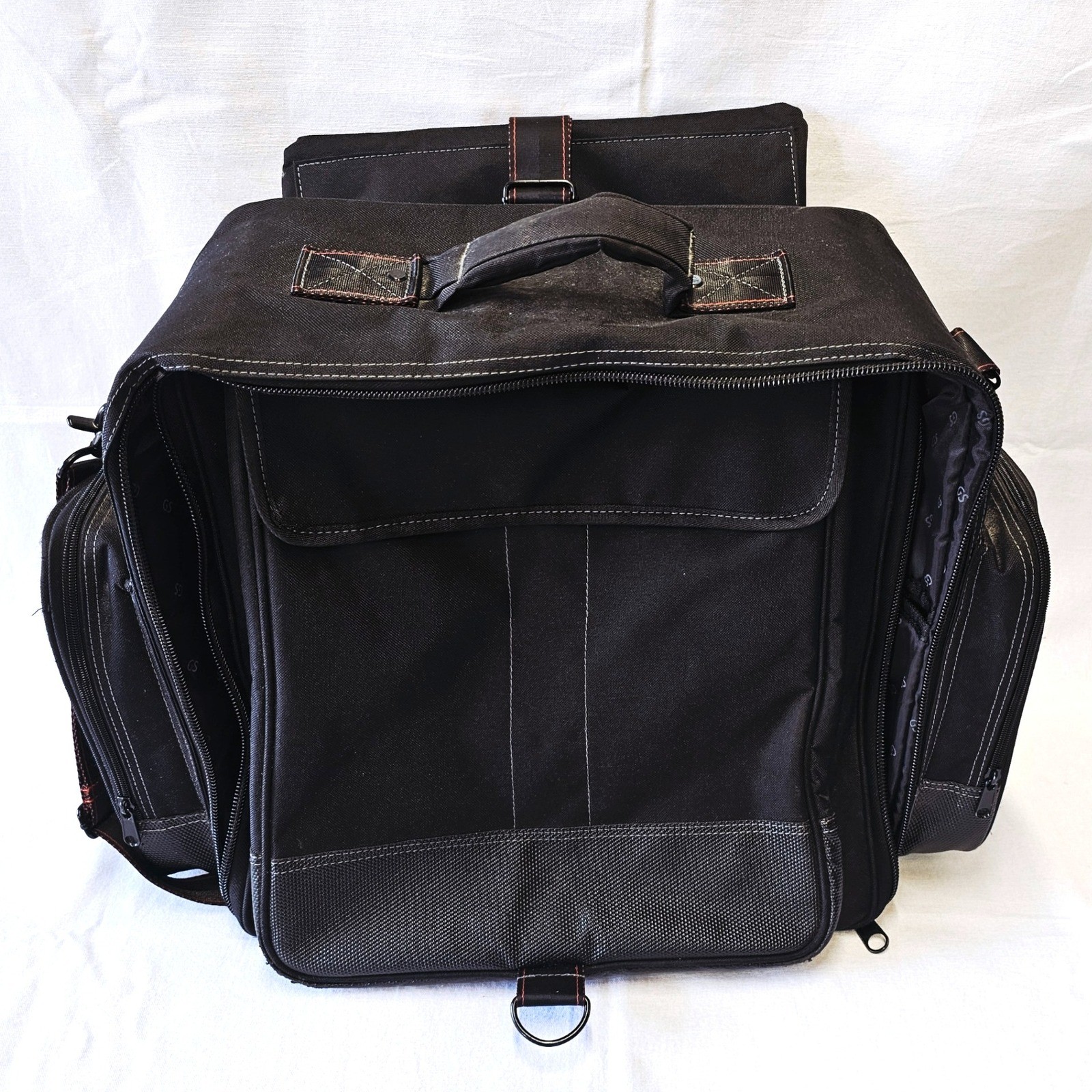 Gigskinz Backpack Unisex OS Black Red DJ Mixer Gear Case Damaged Zipper Pull Bag