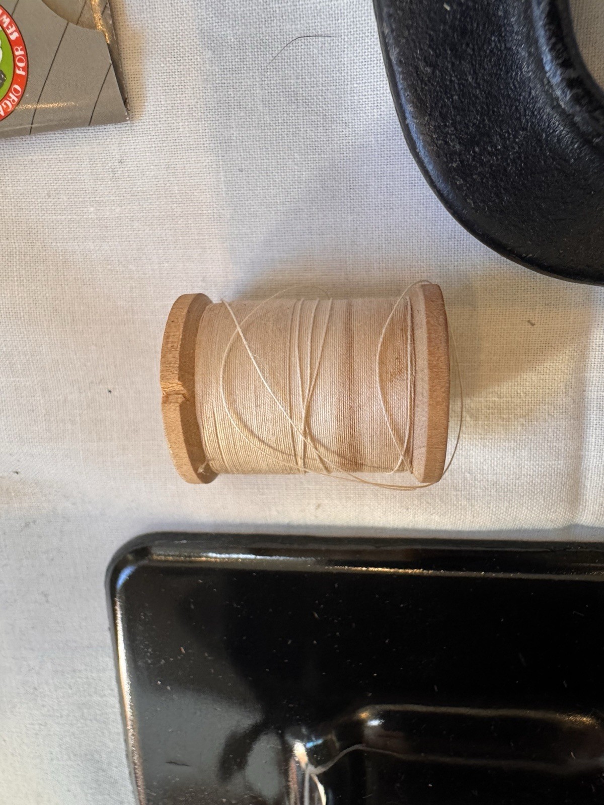 Singer Sewhandy Model 20 Child’s Sewing Machine with clamp & orig box