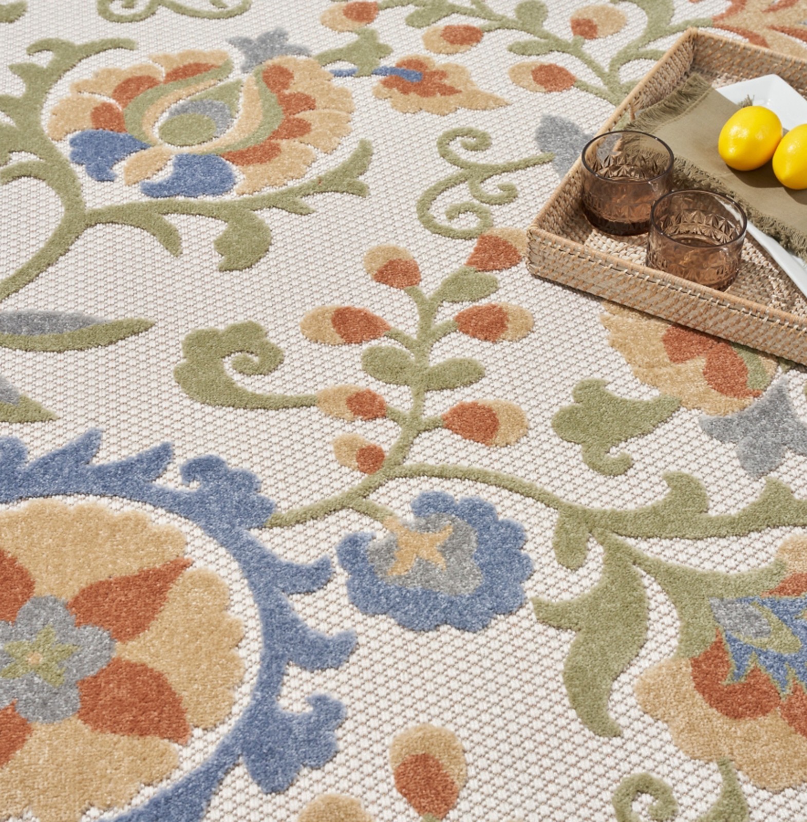 Nourison Home Splash Leafy Vines 5'x8' Indoor Outdoor Area Rug Ivory Blue Patio