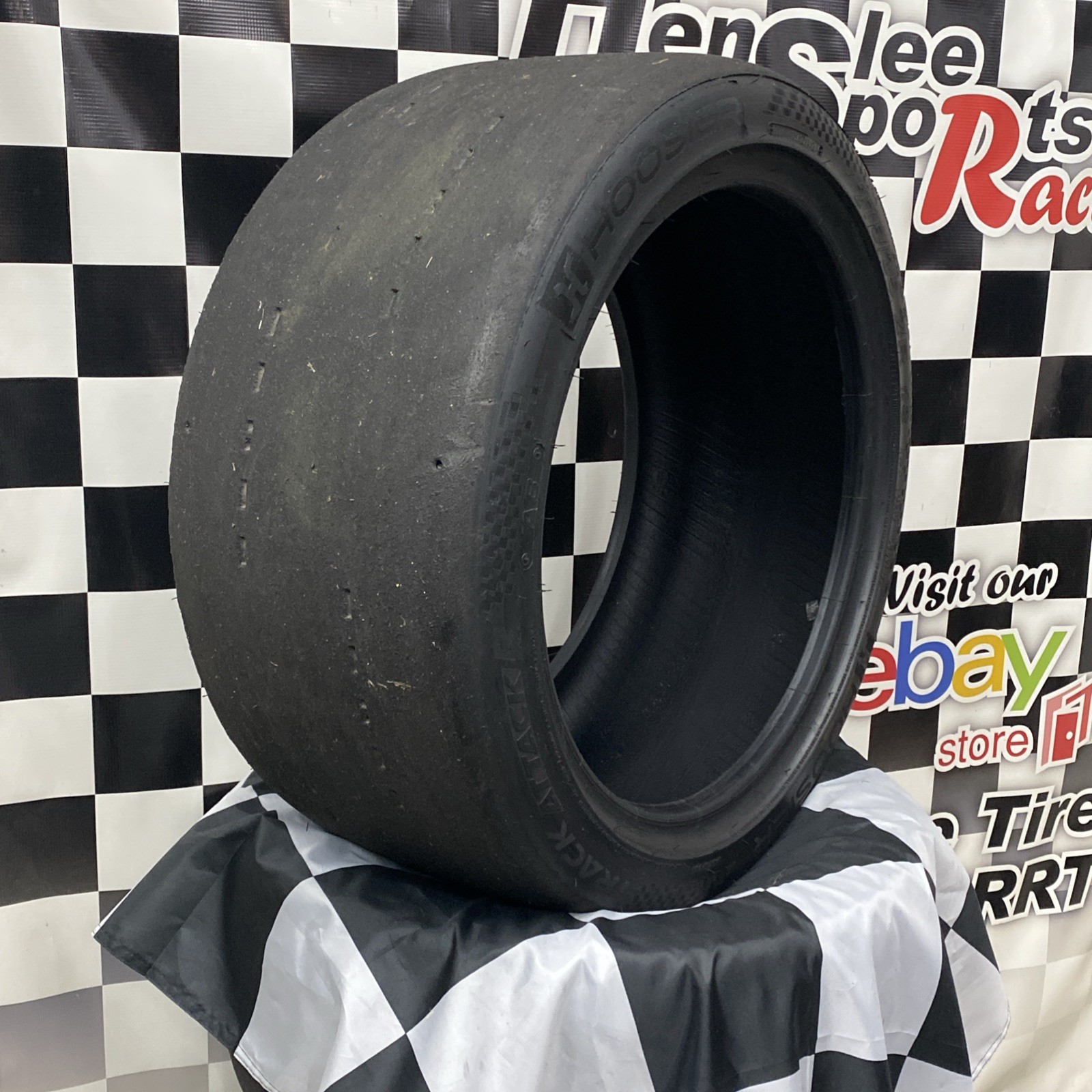 462-1 USDRRT HOOSIER TRACK ATTACK RACE DOT / Auto-X Tire 275/35-ZR18 A8