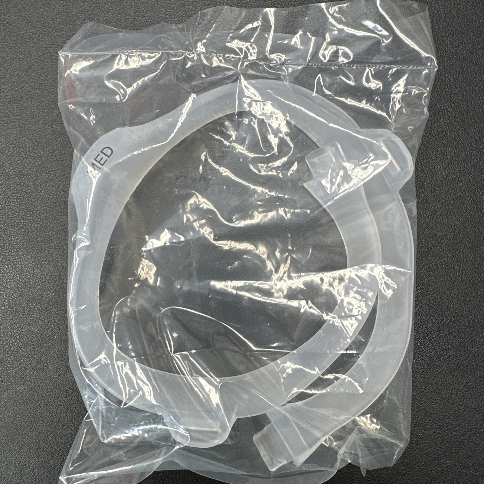 Respironics DreamWear Medium Frame. Model 1116746. New