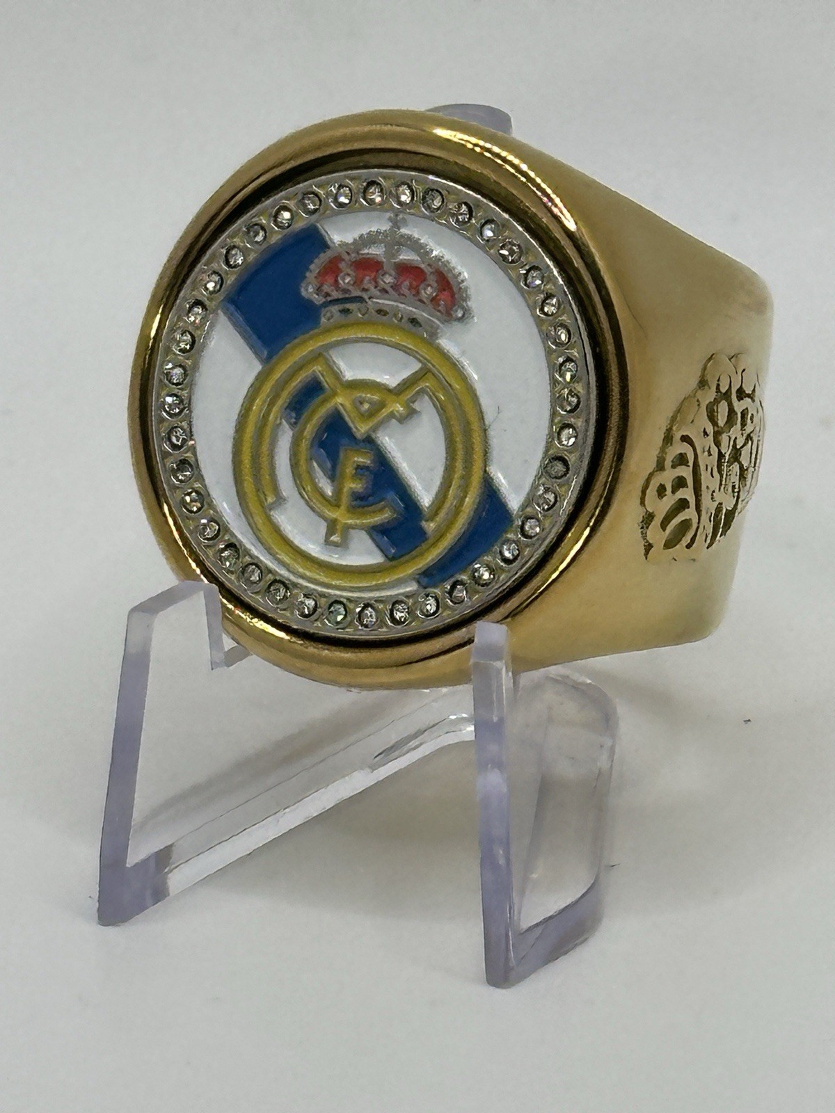 The REAL MADRID Champion deCAPitator ring bottle cap and can tab opener!