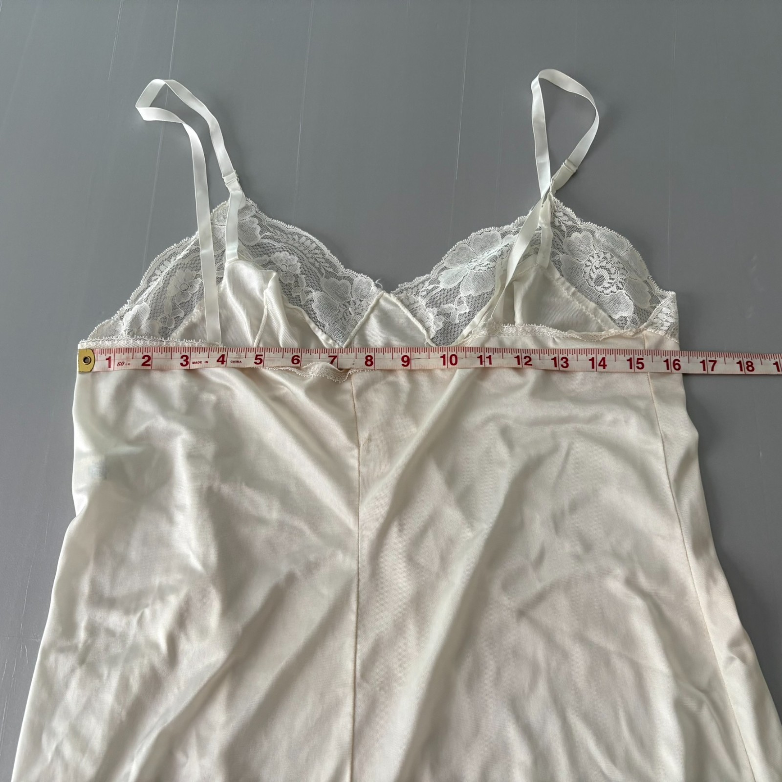 Kayser Lace Trim Full Slip White Vintage Lingerie Nightgown Made in USA sz M