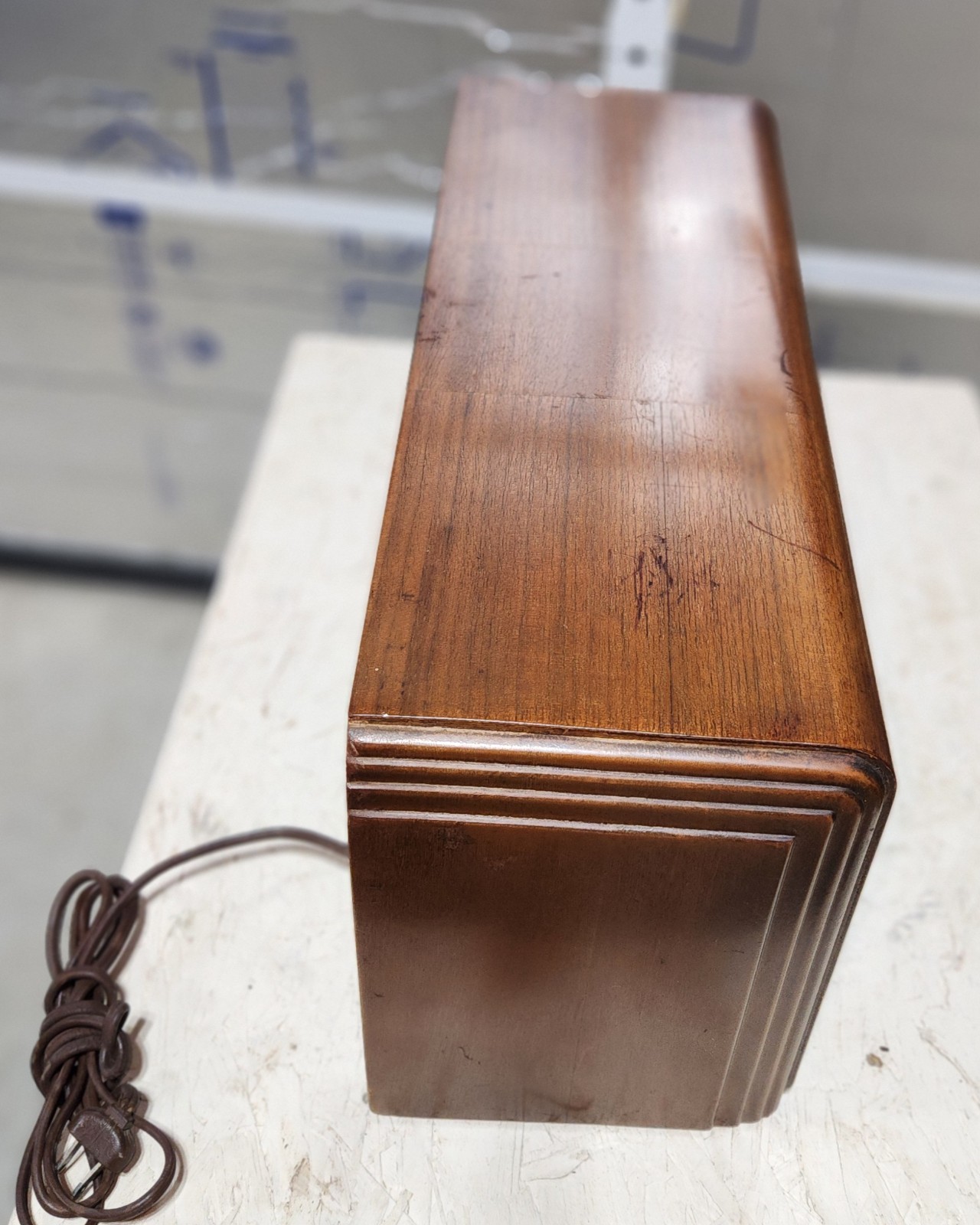 PHILCO Art Deco Table Top Radio ~ Model 38-17 ~ 1938 ~ WOODEN Cabinet