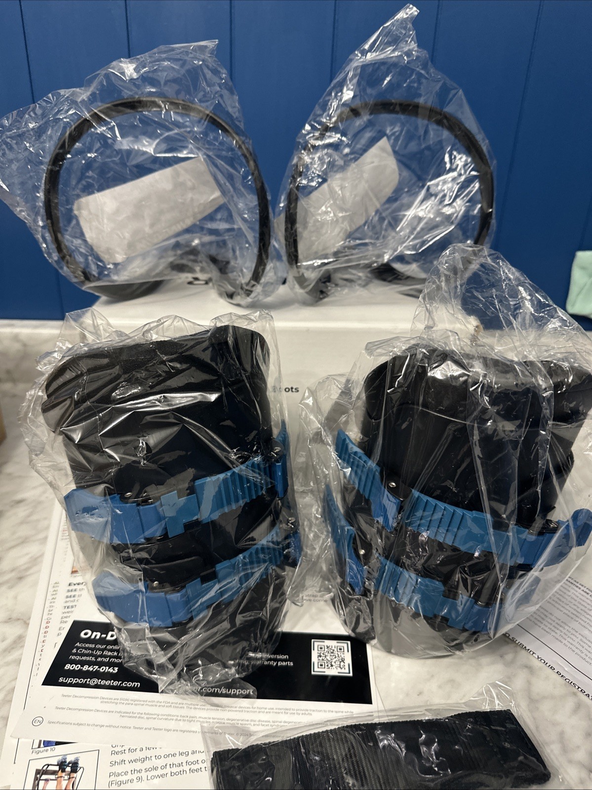 Teeter EZ-Up Gravity Boots for Inversion Decompression Stretching OPEN BOX