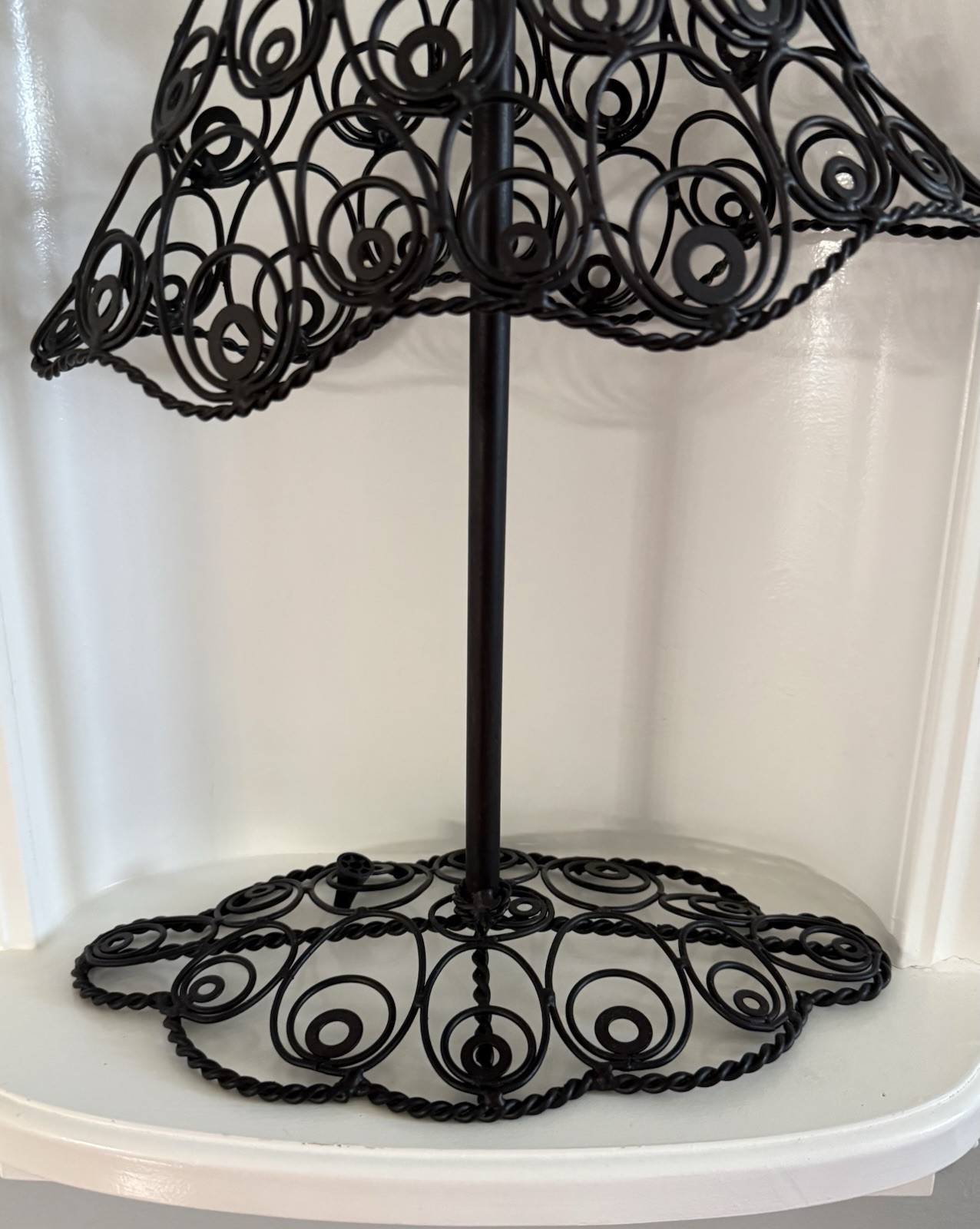 Black Wire Metal Dress Form Mannequin Jewelry Holder Display Stand
