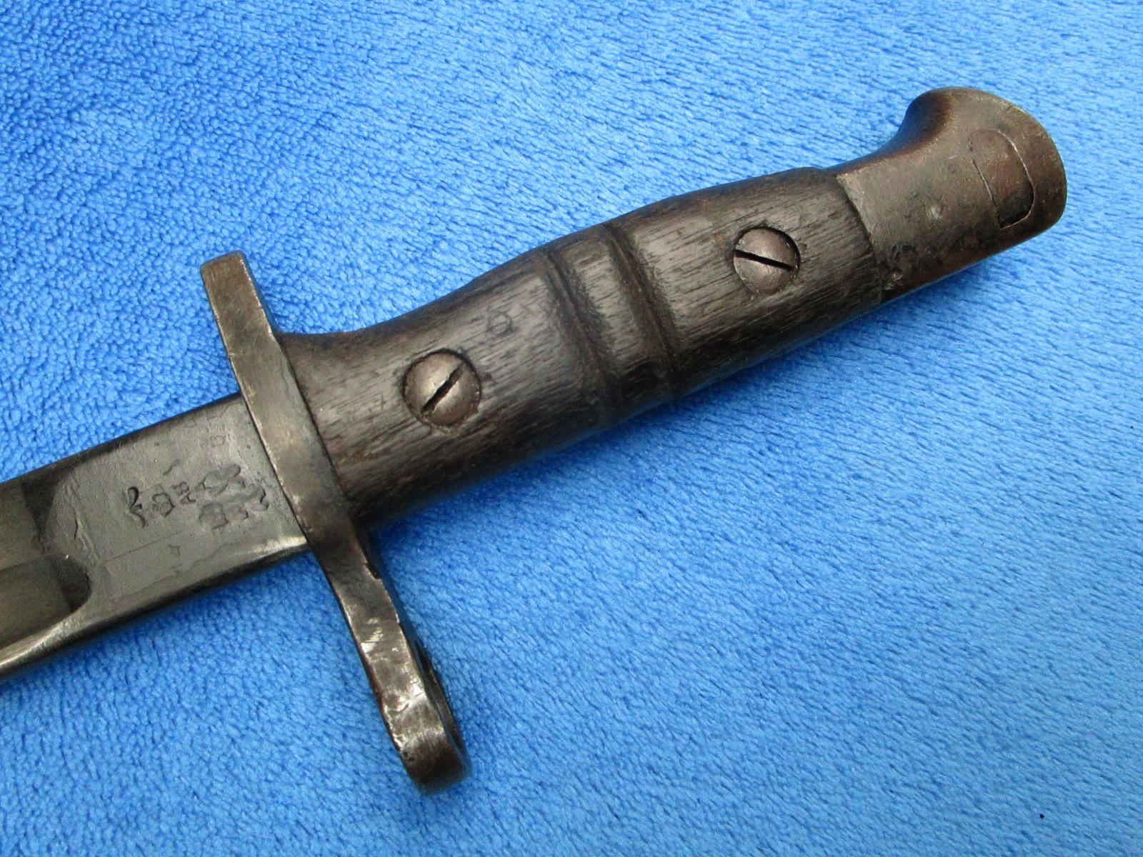 VINTAGE ORIGINAL US MADE BRITISH M1913 BAYONET AND SCABBARD MAKER REMINGTON 1917