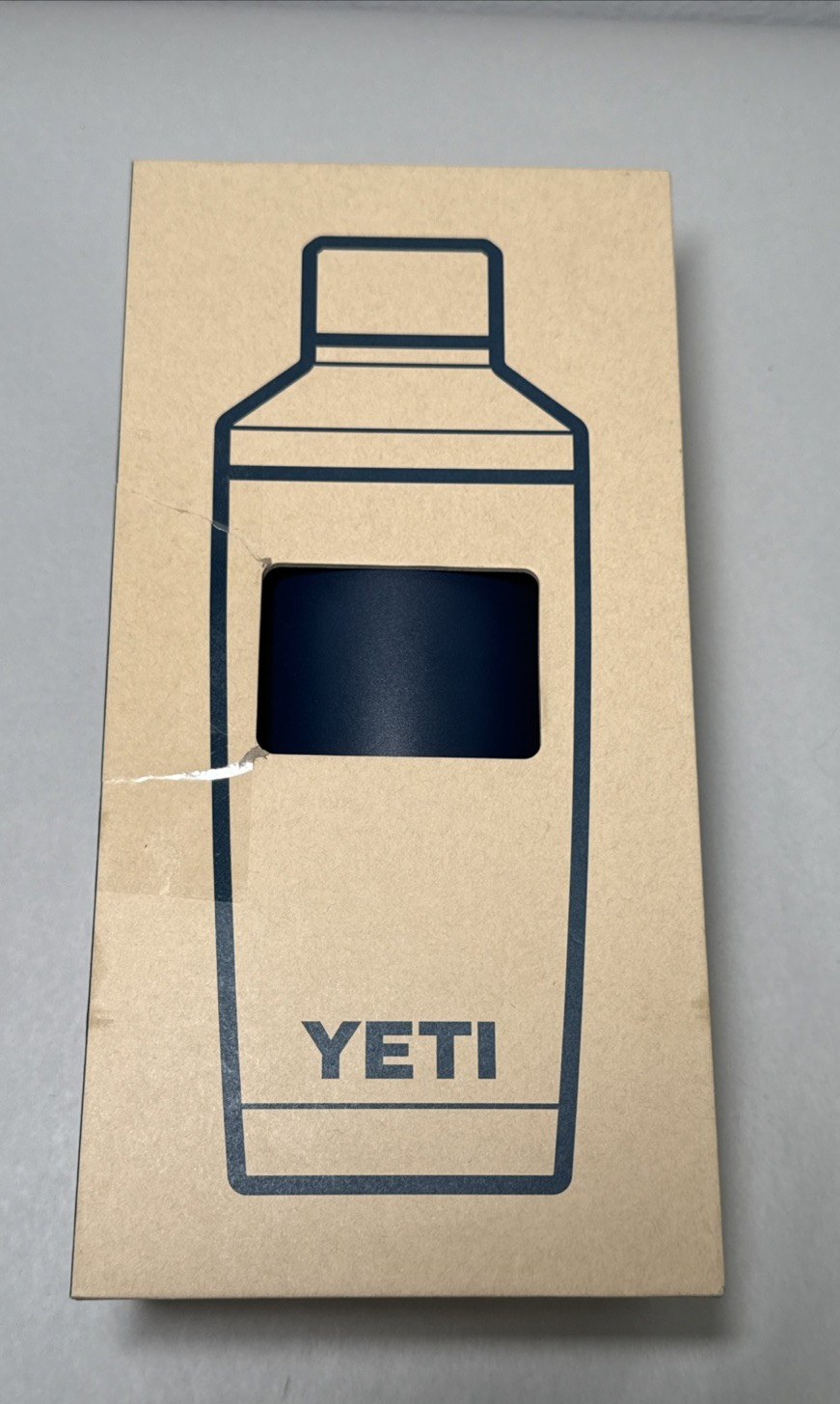 Yeti Rambler 20 oz Cocktail Shaker - Navy - NEW in Box w/ Paperwork