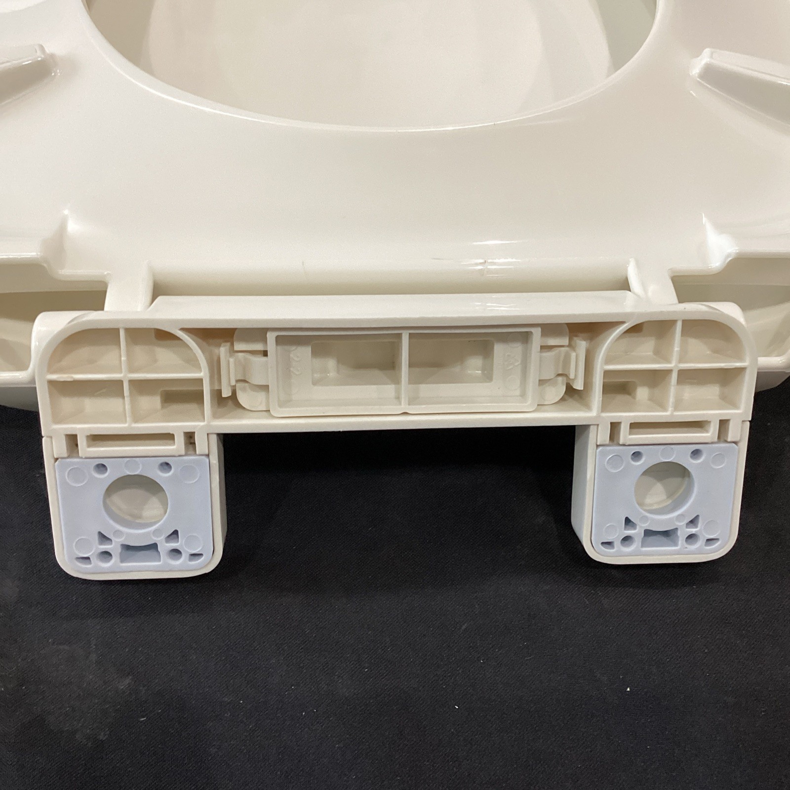 American Standard Elongated Toilet Seat Slow Close Linen 5257A65C.222