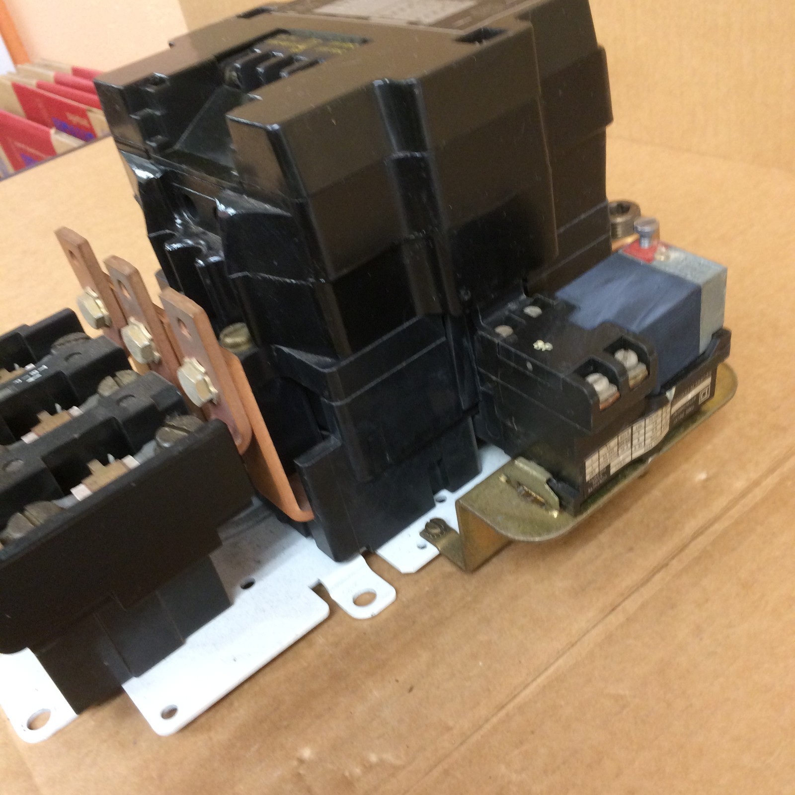 NICE TAKEOUT Square D 8536SF01S Nema Size 4 Motor Starter SER A SUPERB CONDITION