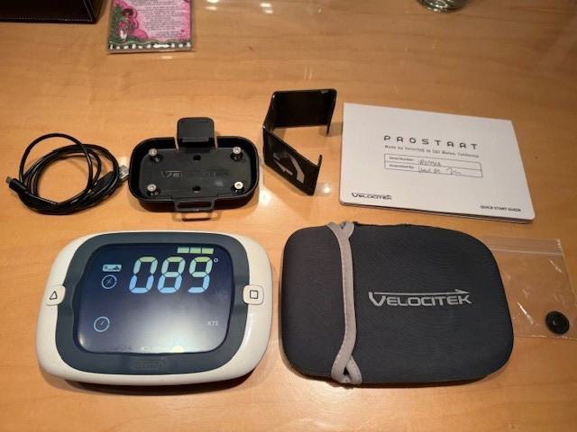 Velocitek ProStart GPS - White/Black with mast bracket from J105