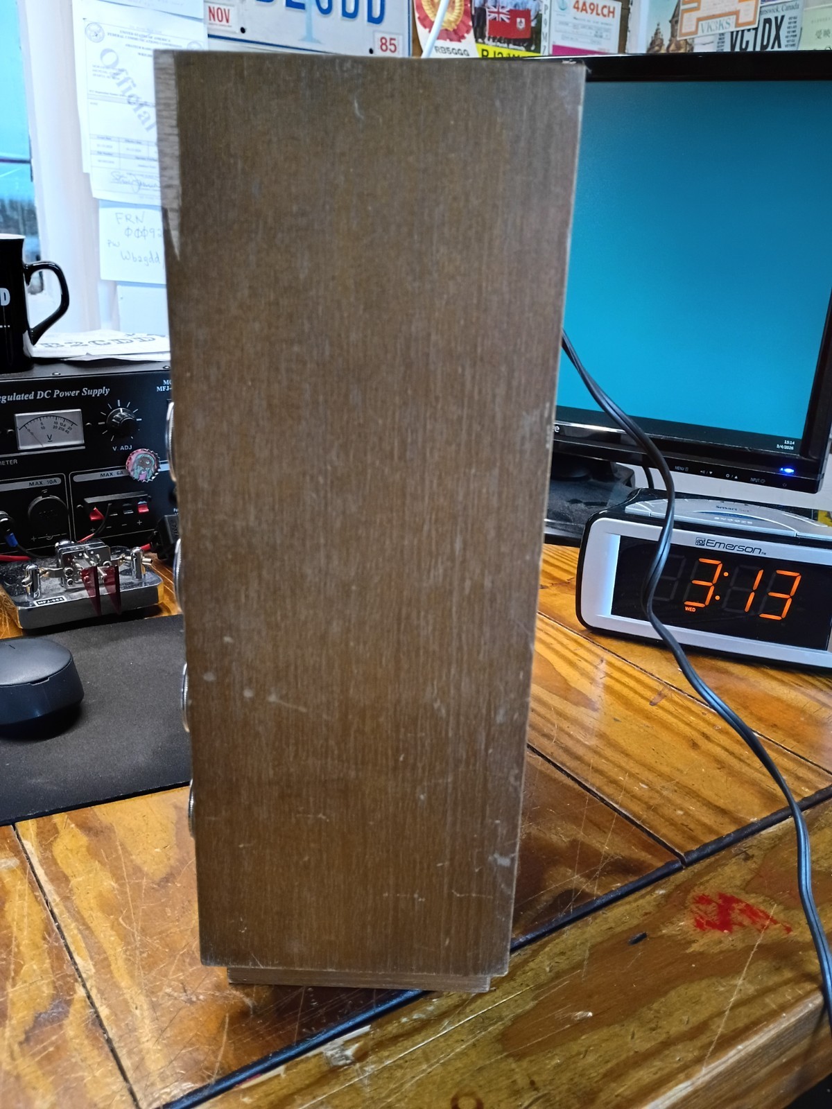 Rare 1966 Admiral Model Y471RA Transistor AM FM Radio - Works Watch Video