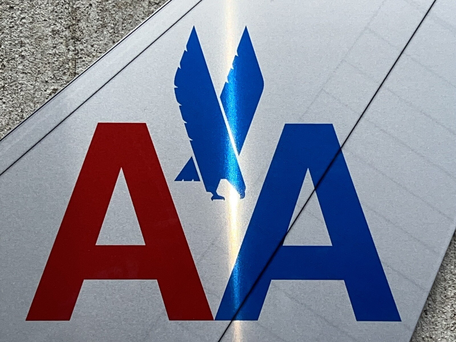 WOW!!! 21 Inch American Airlines Tail Wall Art