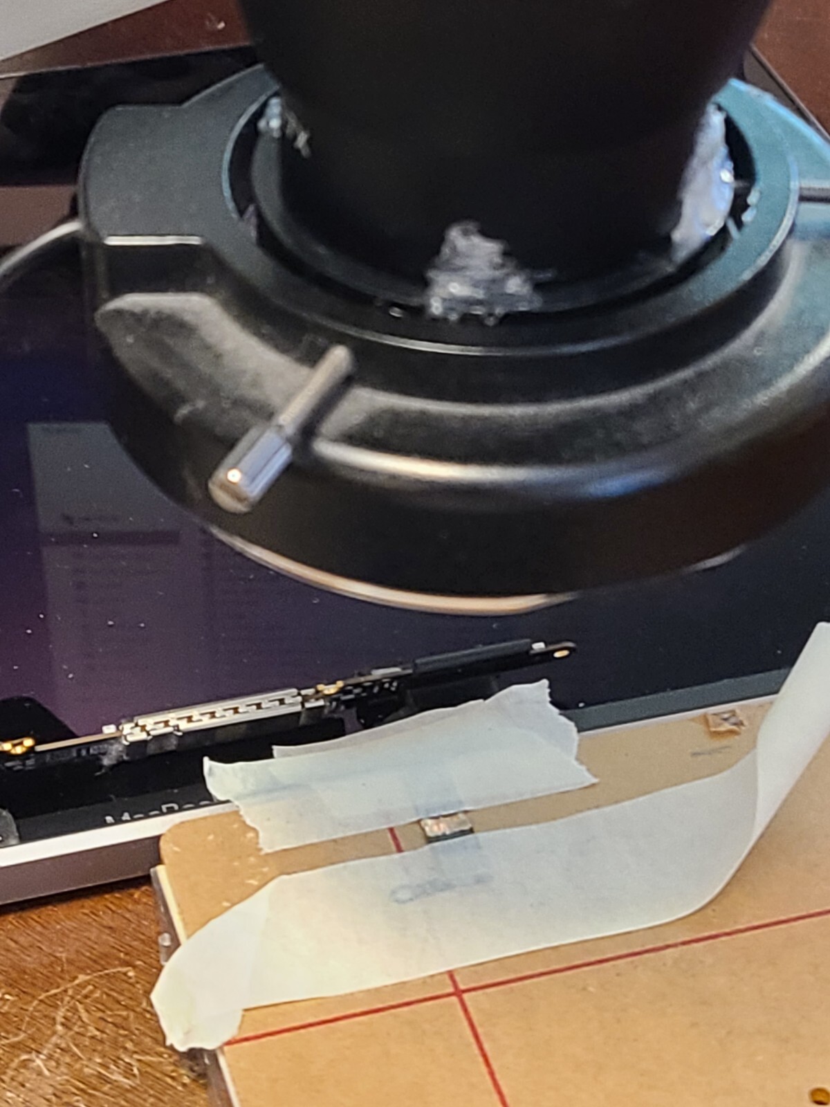 MacBook Pro A1706 A1708 A1707 Flexgate Backlight Cable Fault Repair Service