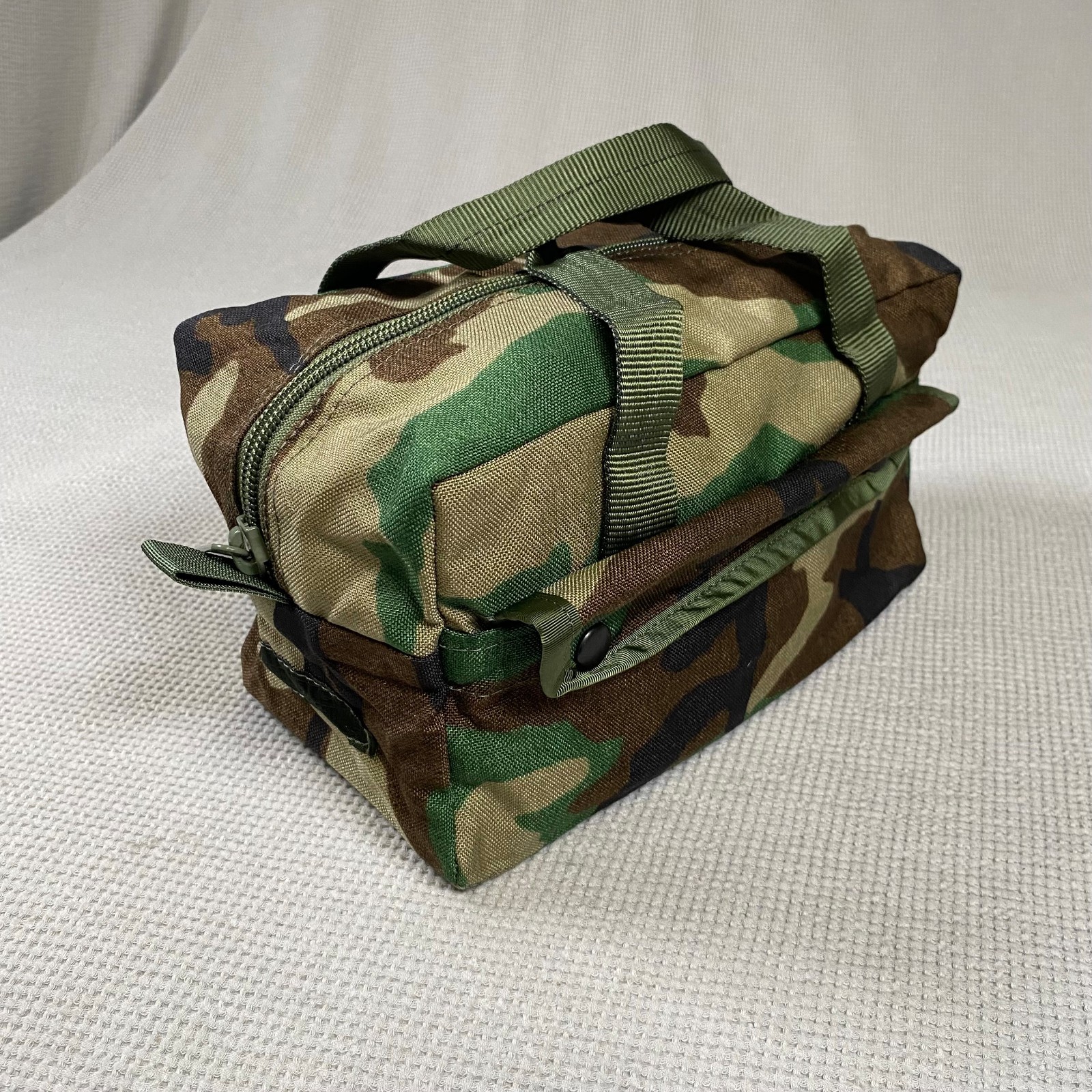 Fireforce Mechanic Tool Bag Bandoleer Holds 18 Magazines M81 WOODLAND USMC USA