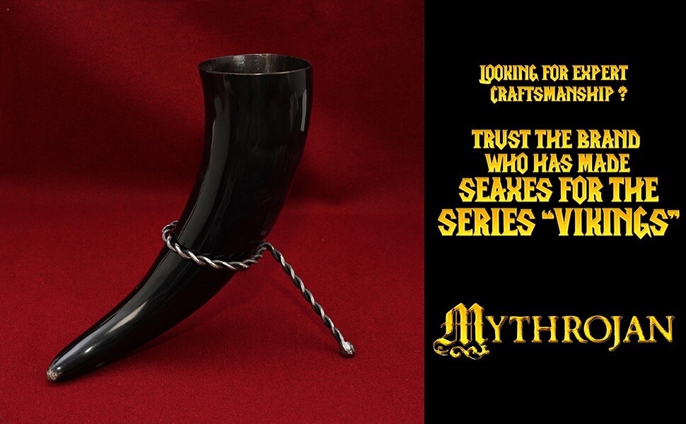 Hand Forged Drinking Ale Horn Rack Twisted Mead Stand Medieval Viking Accessory