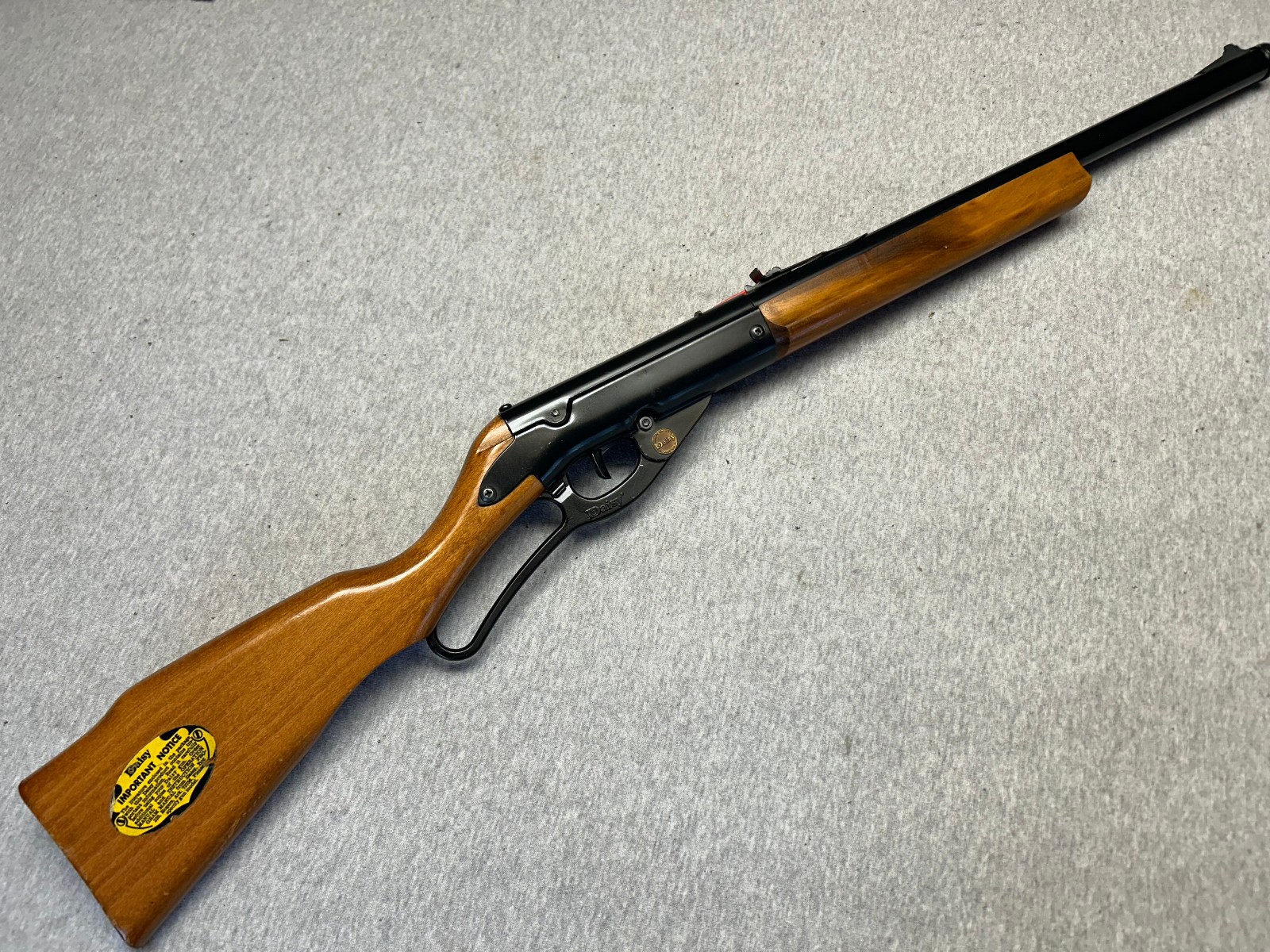 Vintage Working Daisy Model 96 .177 Cal BB Gun Air Rifle, Near Mint Condition