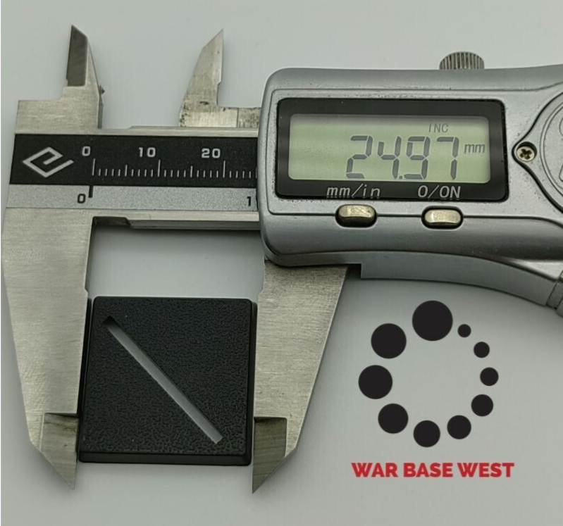 Lot Of 100 25mm Square Beveled Slot Bases Used For Warhammer Fantasy Saurus Orc