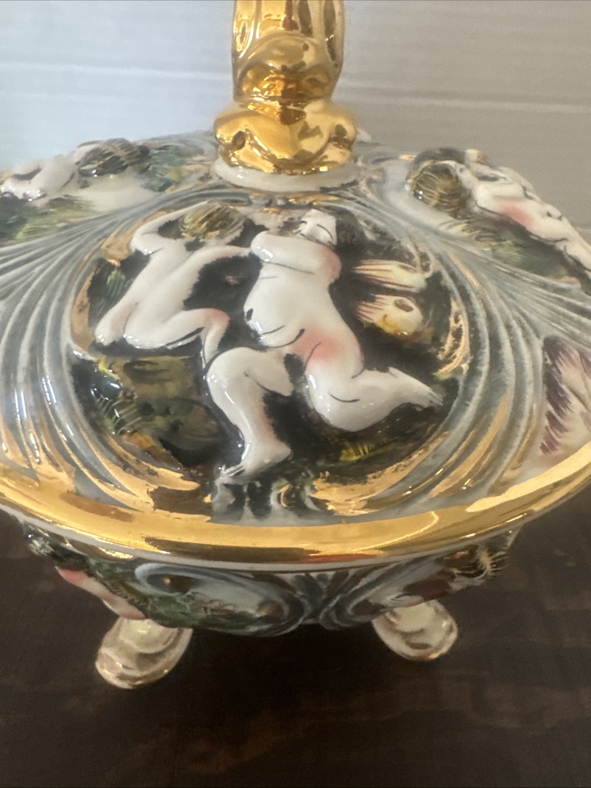 Capodimonte Porcelain Cherubs Putti Candy Dish Bowl Lidded Footed Italy